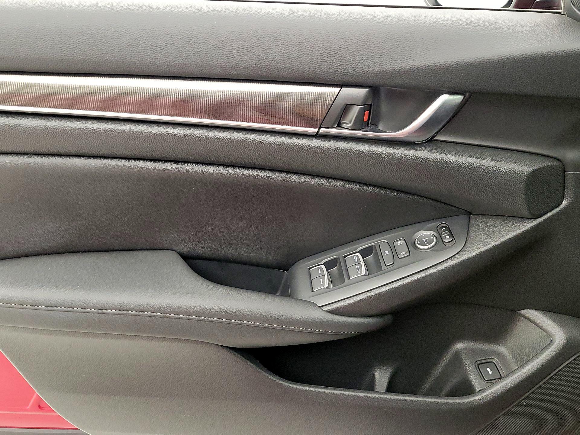 Thumbnail: 2020 Honda Accord - 12