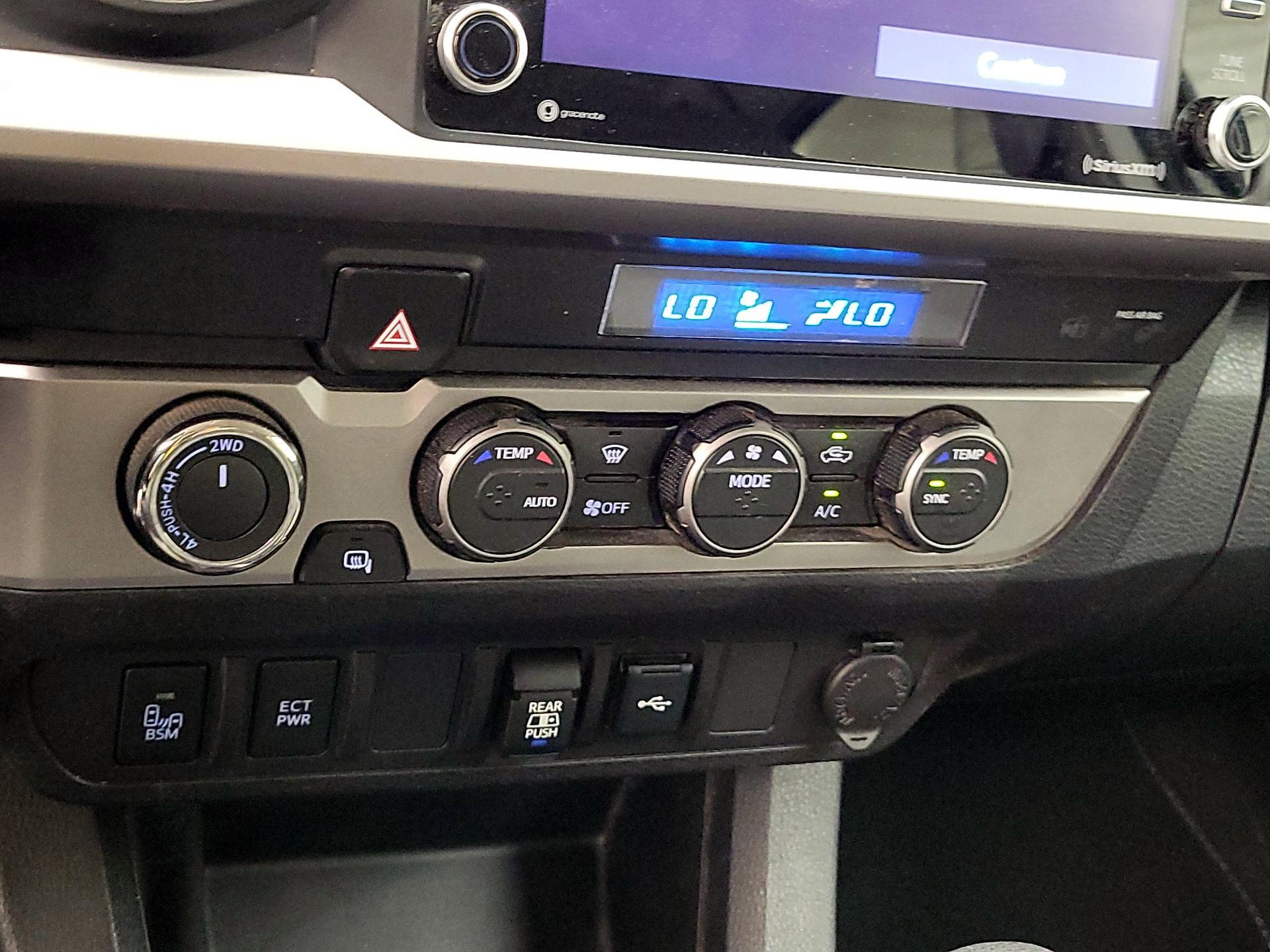 Thumbnail: 2022 Toyota Tacoma - 16