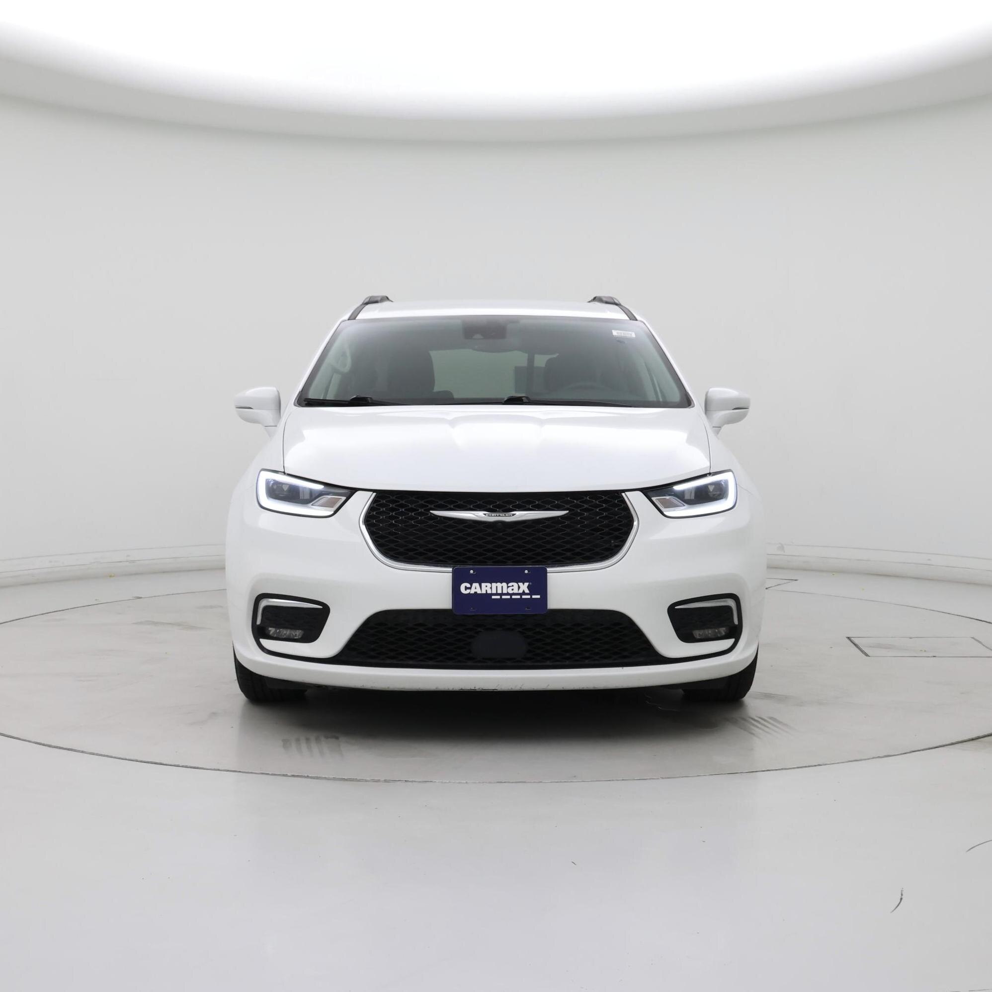 Thumbnail: 2022 Chrysler Pacifica - 5