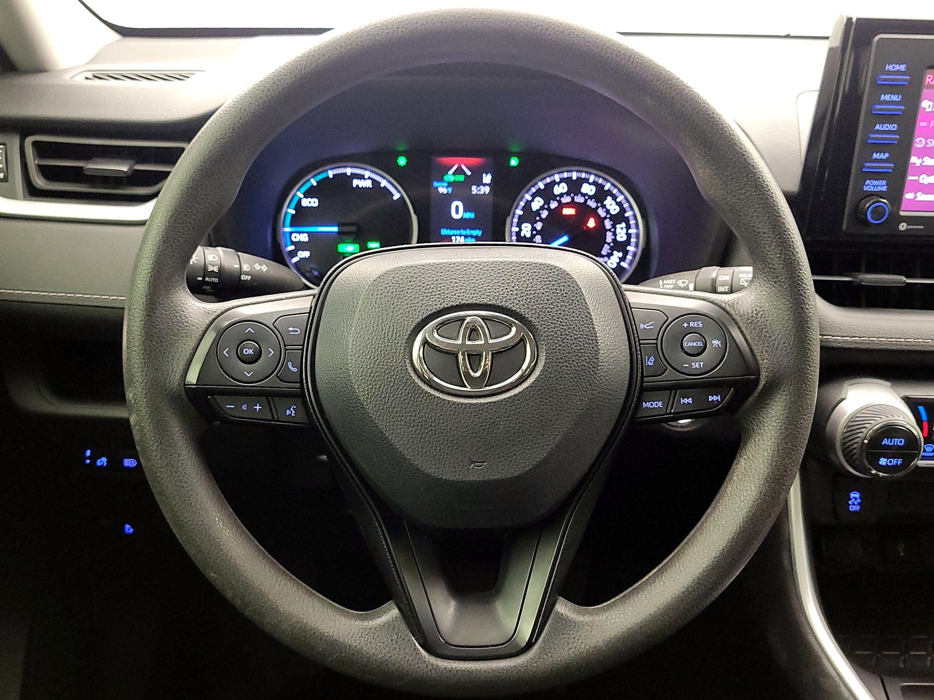Thumbnail: 2020 Toyota RAV4 - 10
