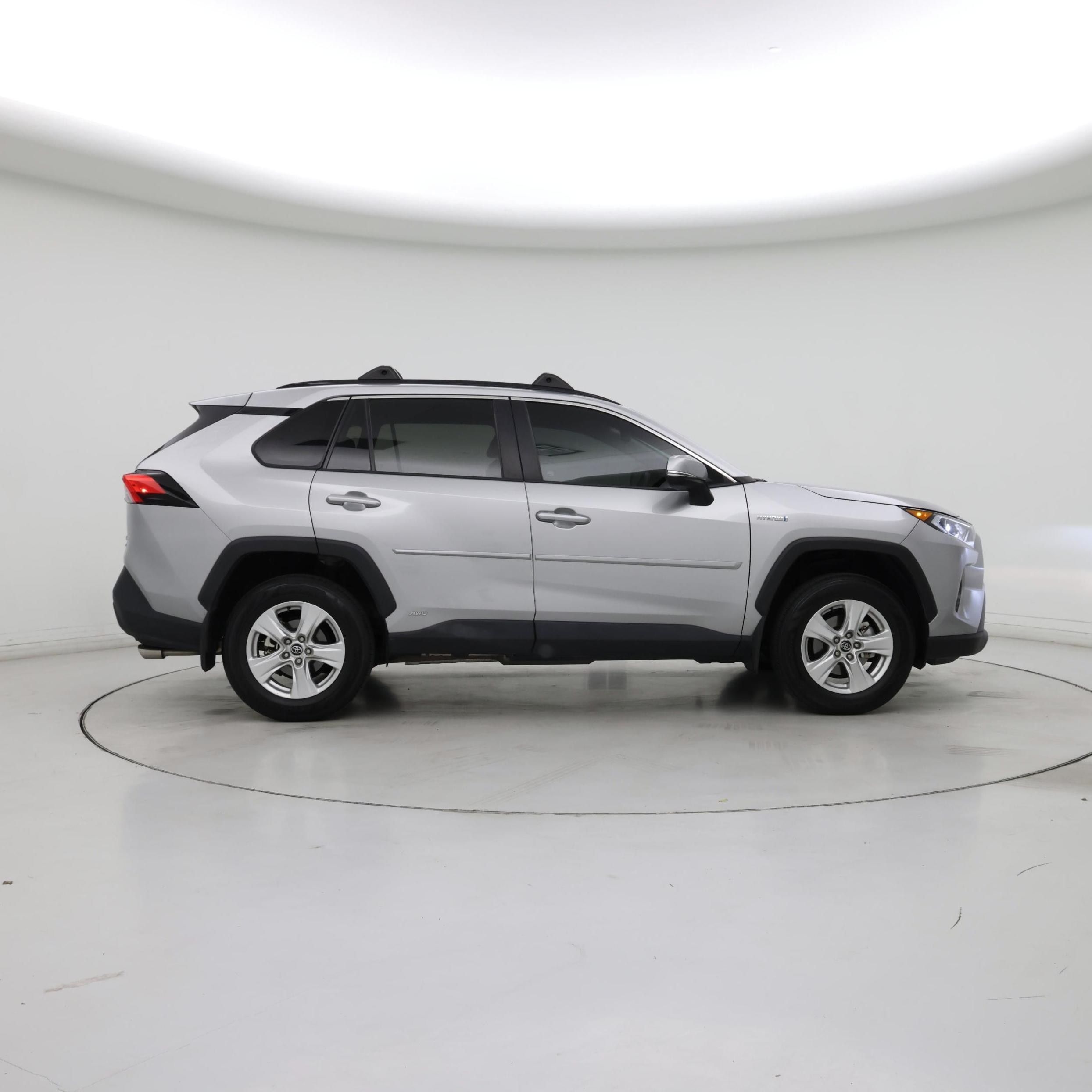 Thumbnail: 2020 Toyota RAV4 - 7