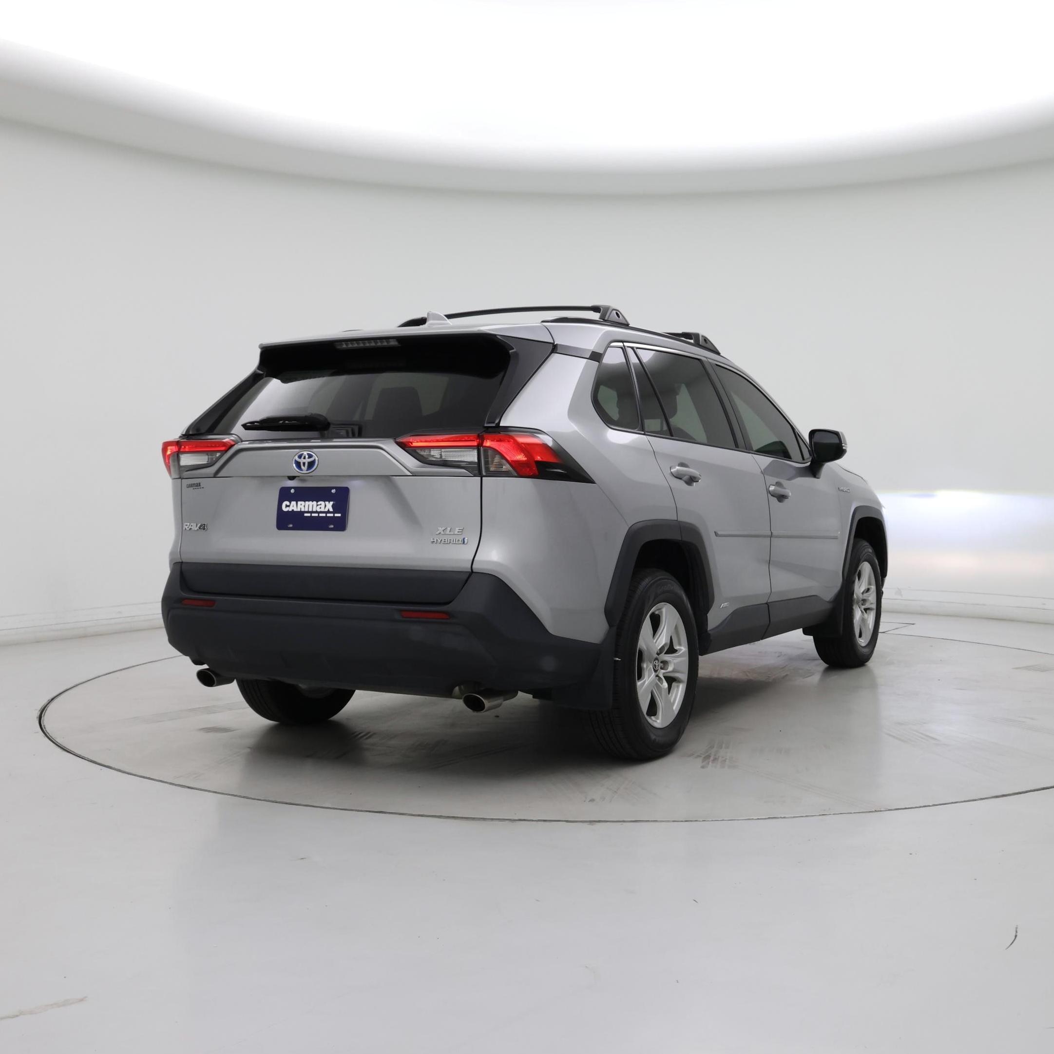 Thumbnail: 2020 Toyota RAV4 - 8