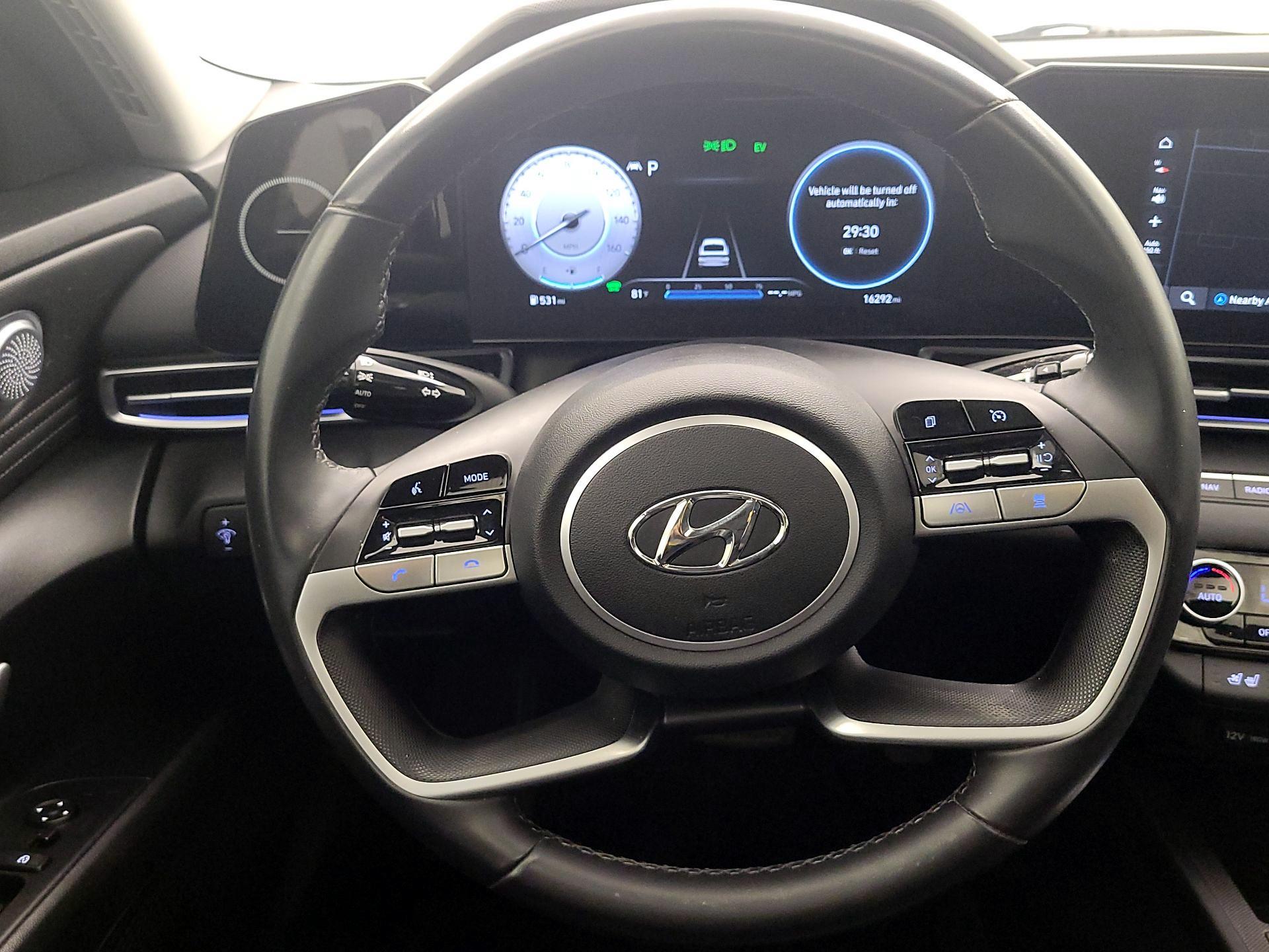 Thumbnail: 2023 Hyundai Elantra - 10