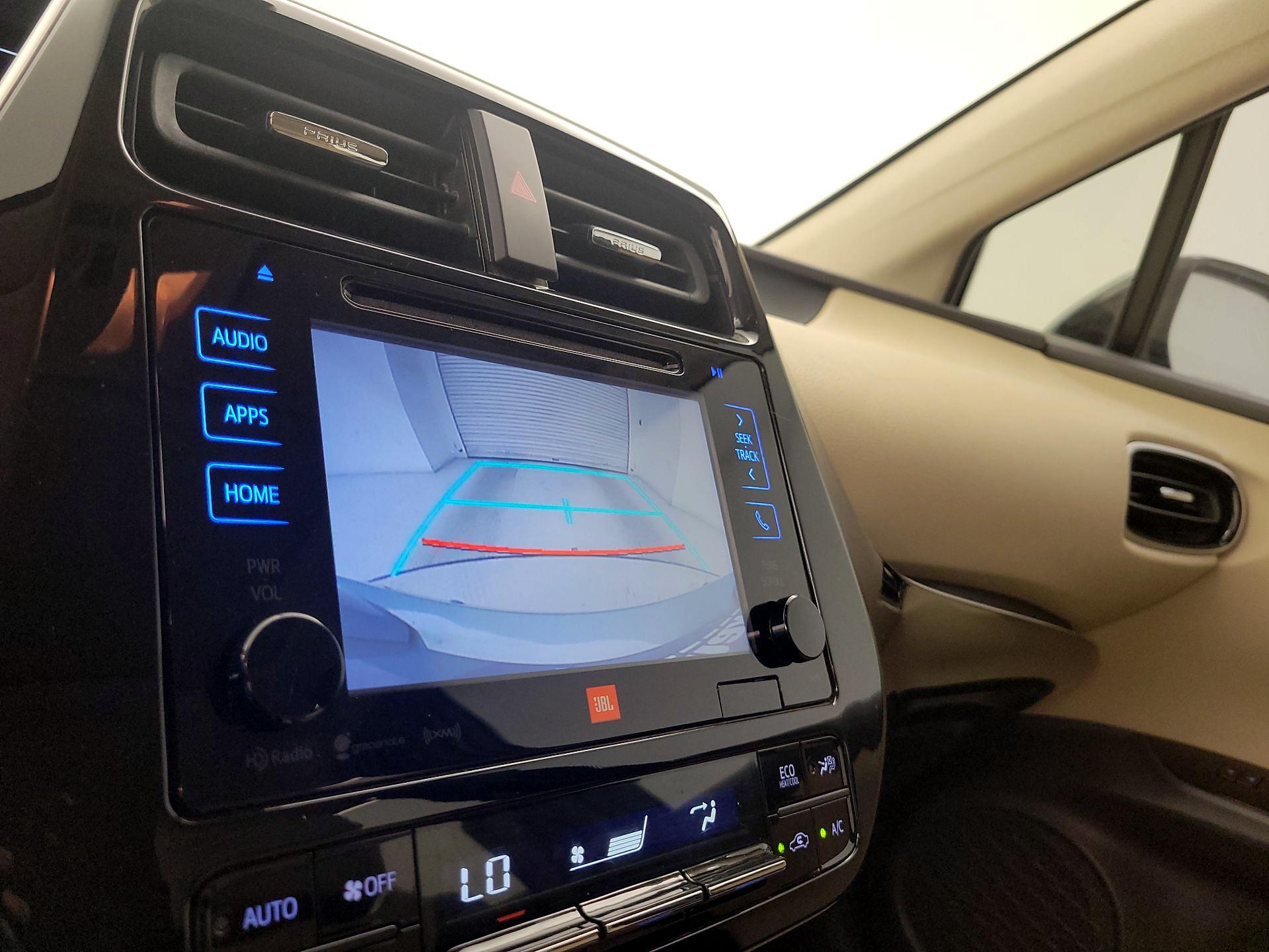 Thumbnail: 2016 Toyota Prius - 14