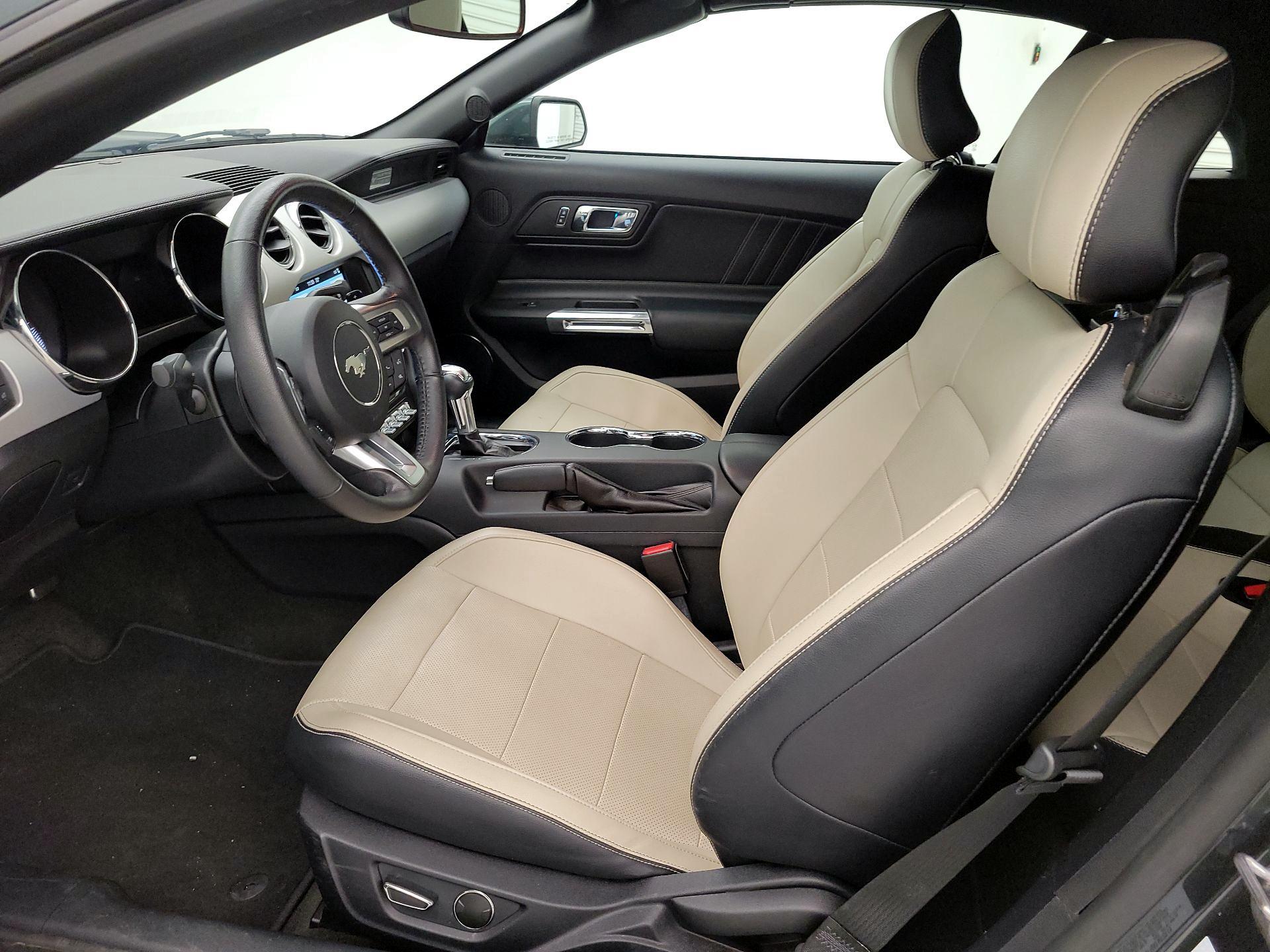 Thumbnail: 2016 Ford Mustang - 11