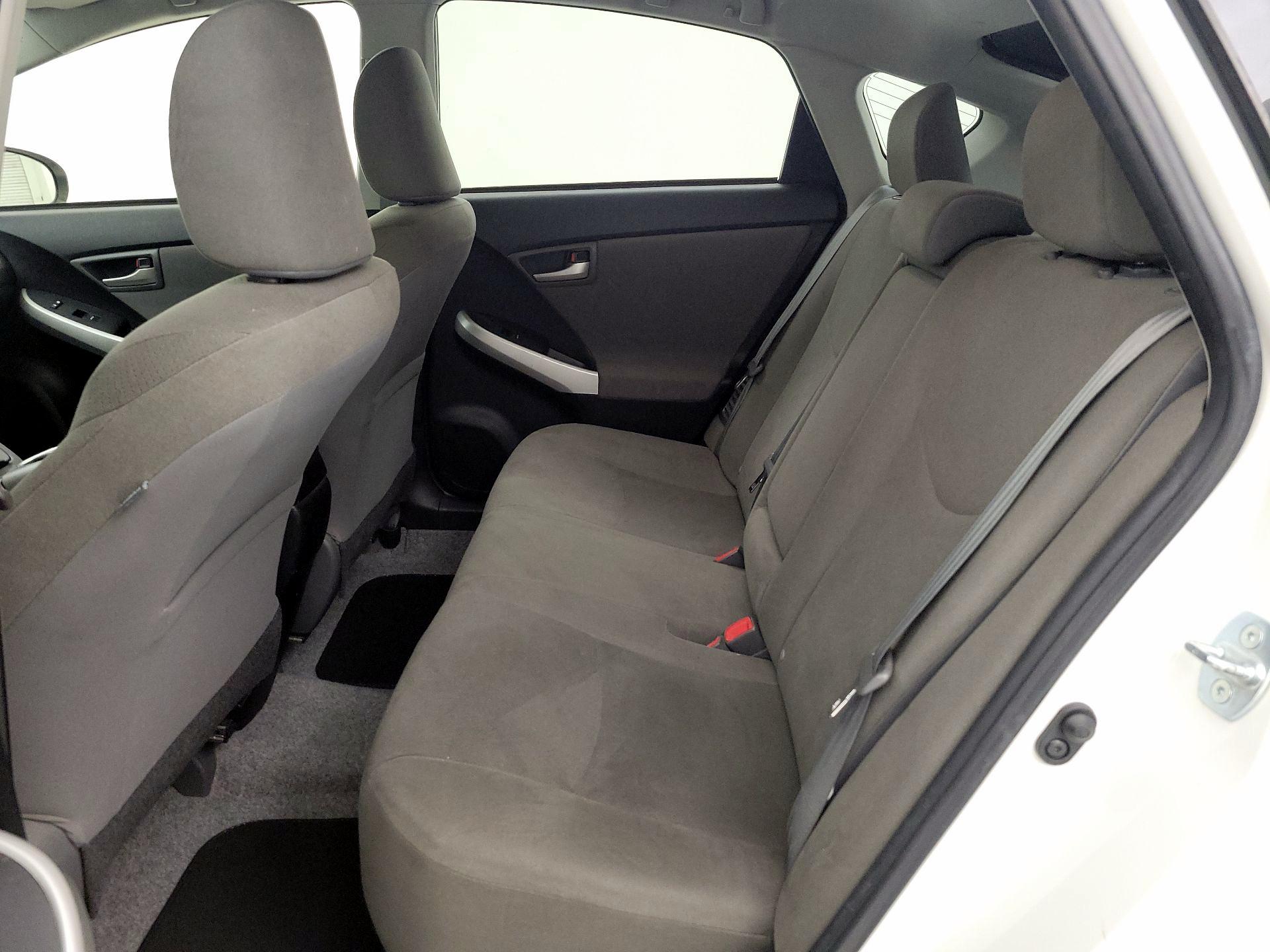 Thumbnail: 2015 Toyota Prius - 19