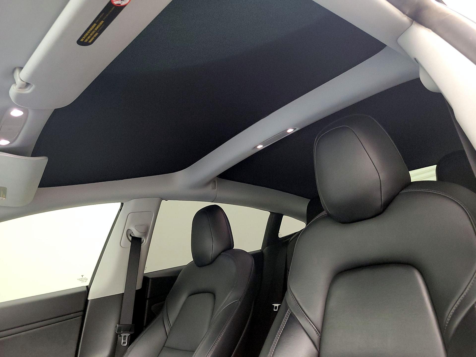 Thumbnail: 2019 Tesla Model 3 - 18
