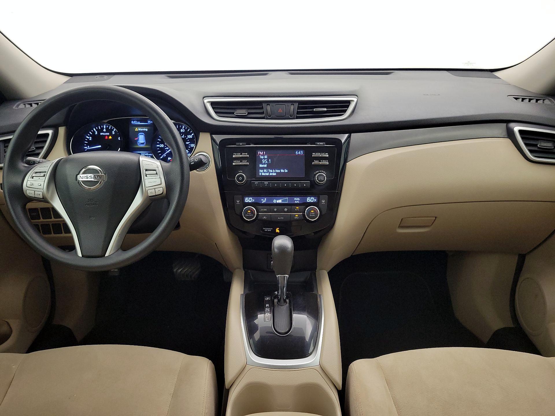 Thumbnail: 2016 Nissan Rogue - 9