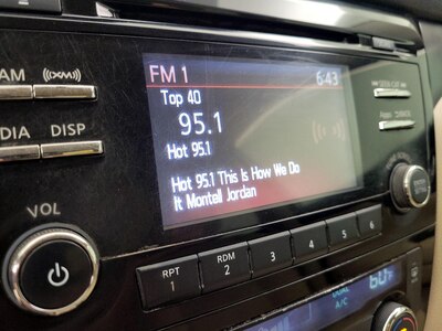 Radio (On)
