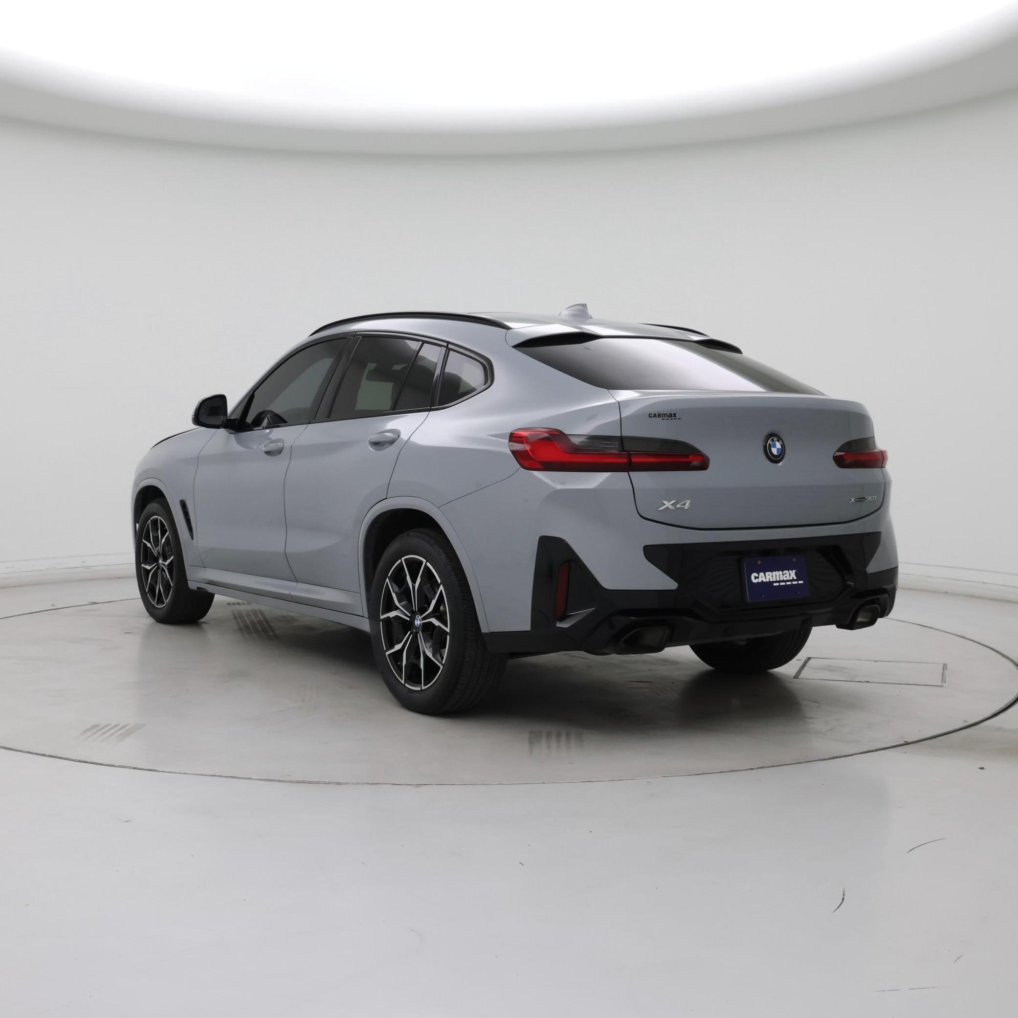 Thumbnail: 2023 BMW X4 - 2