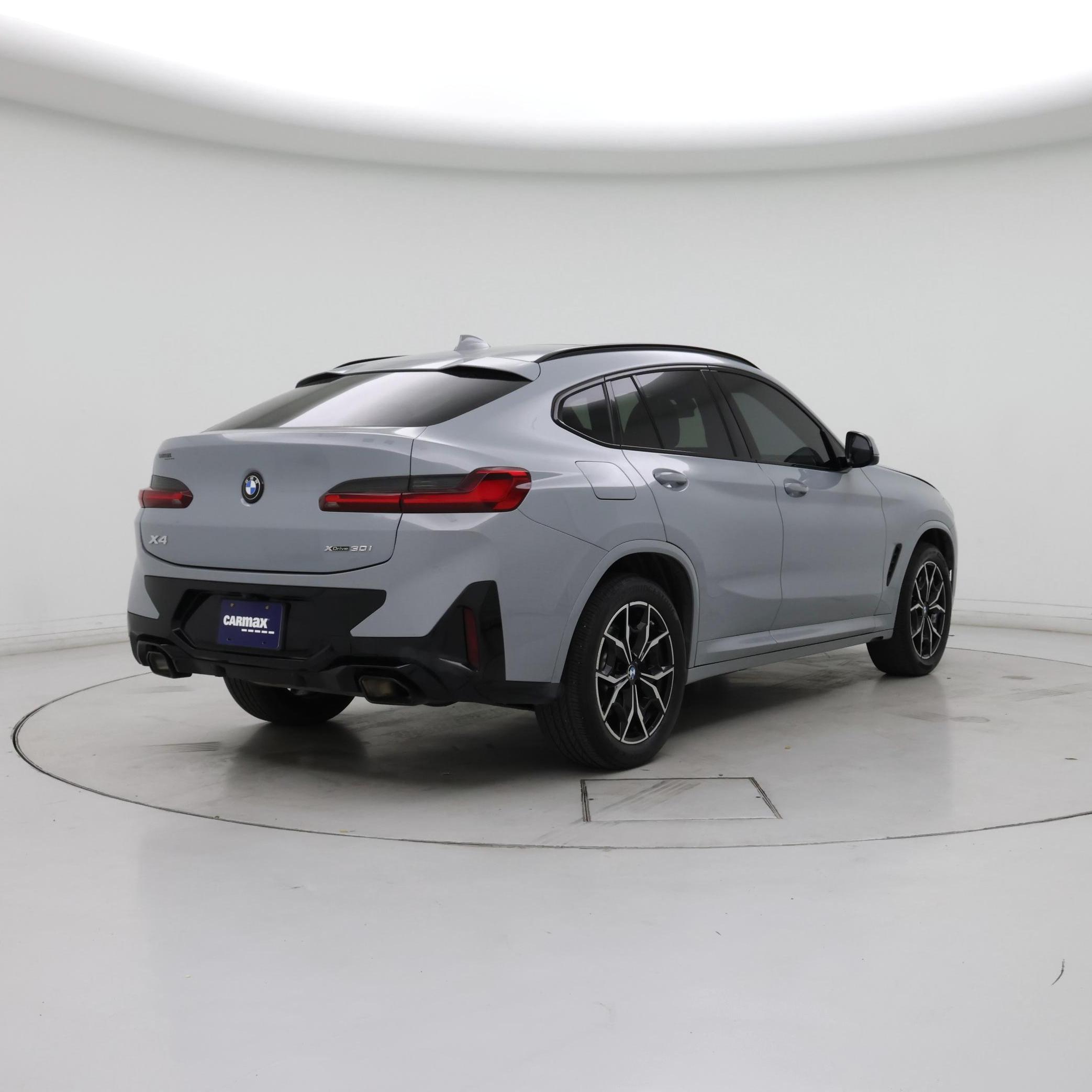 Thumbnail: 2023 BMW X4 - 8