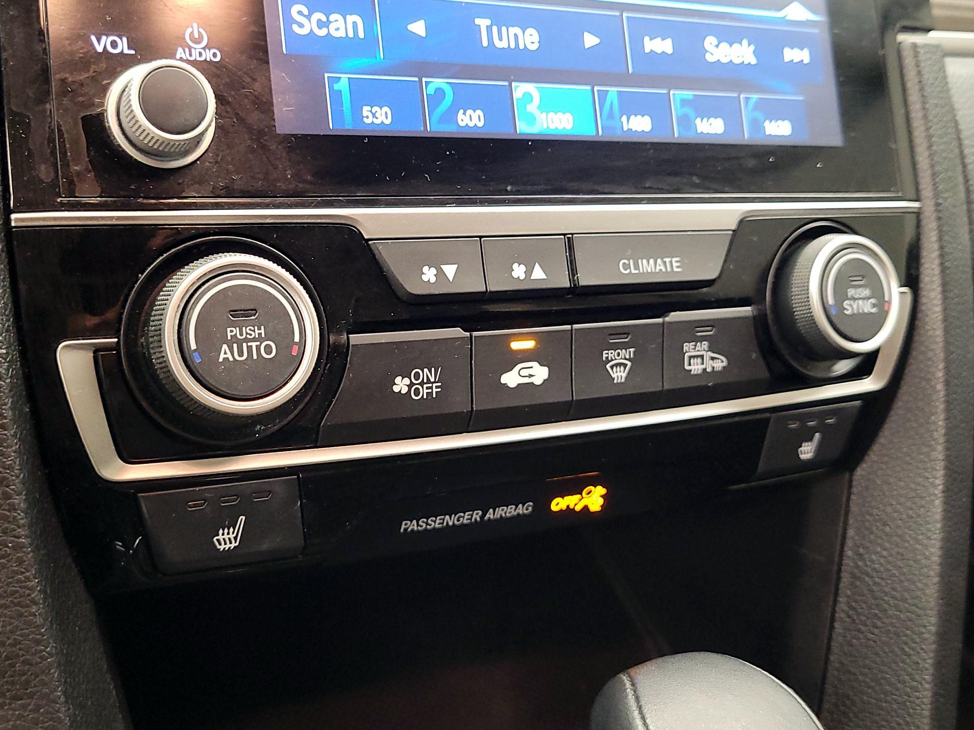 Thumbnail: 2019 Honda Civic - 16