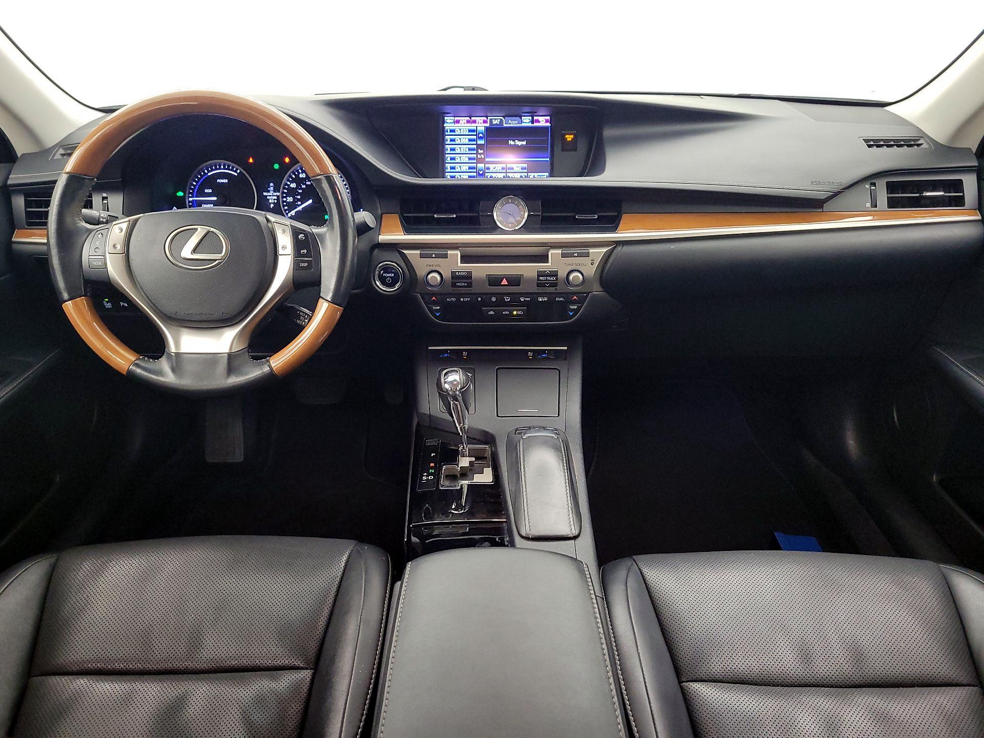 Thumbnail: 2014 Lexus ES - 9