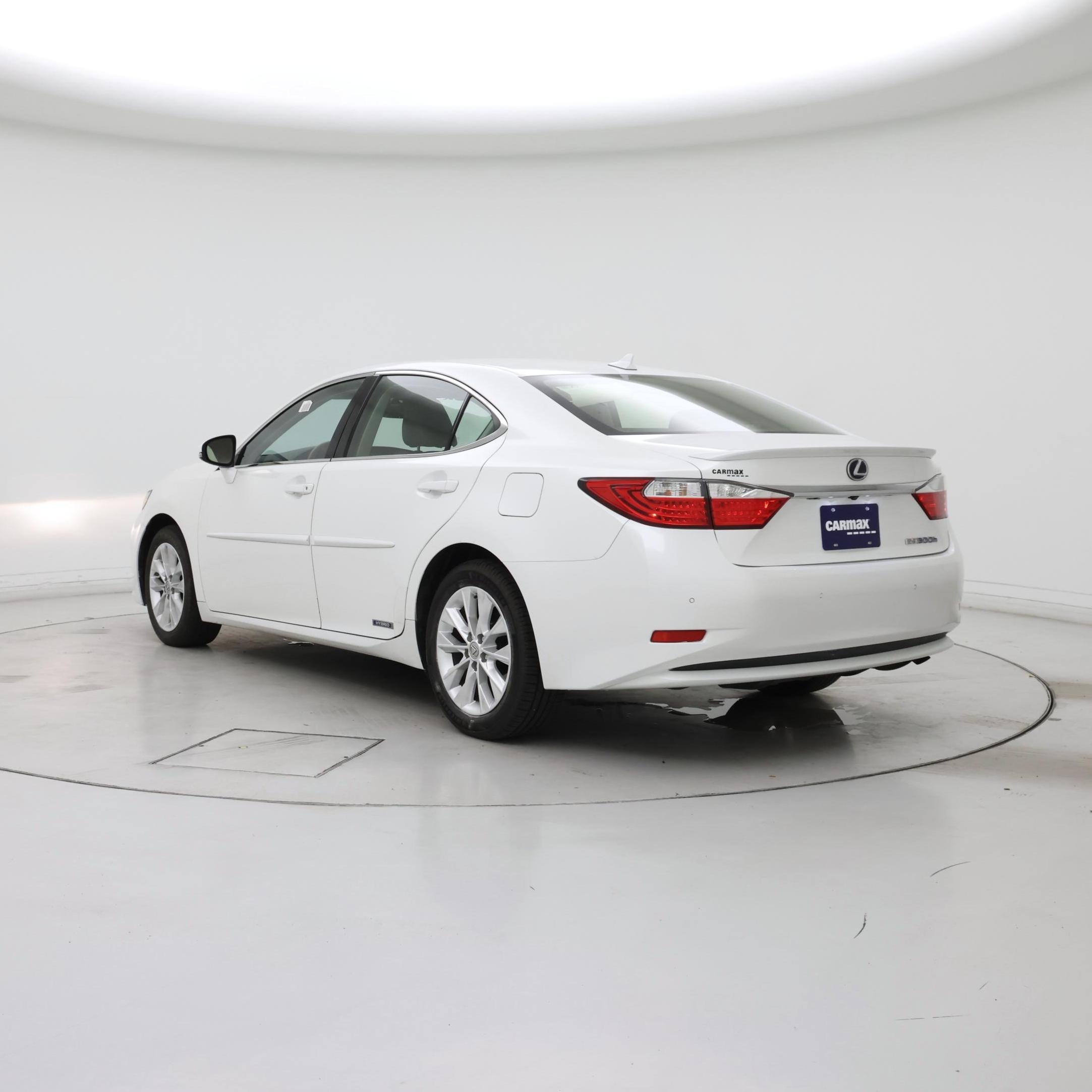 Thumbnail: 2014 Lexus ES - 2