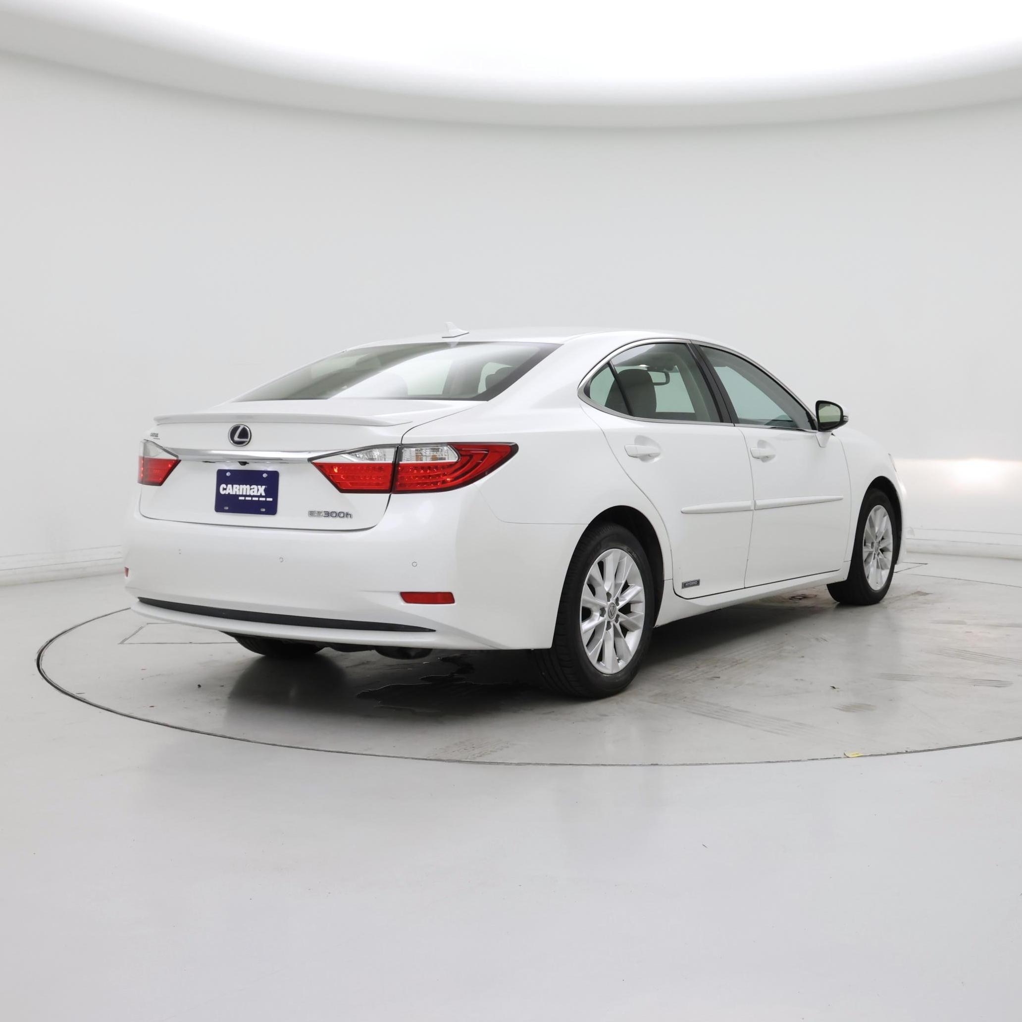 Thumbnail: 2014 Lexus ES - 8