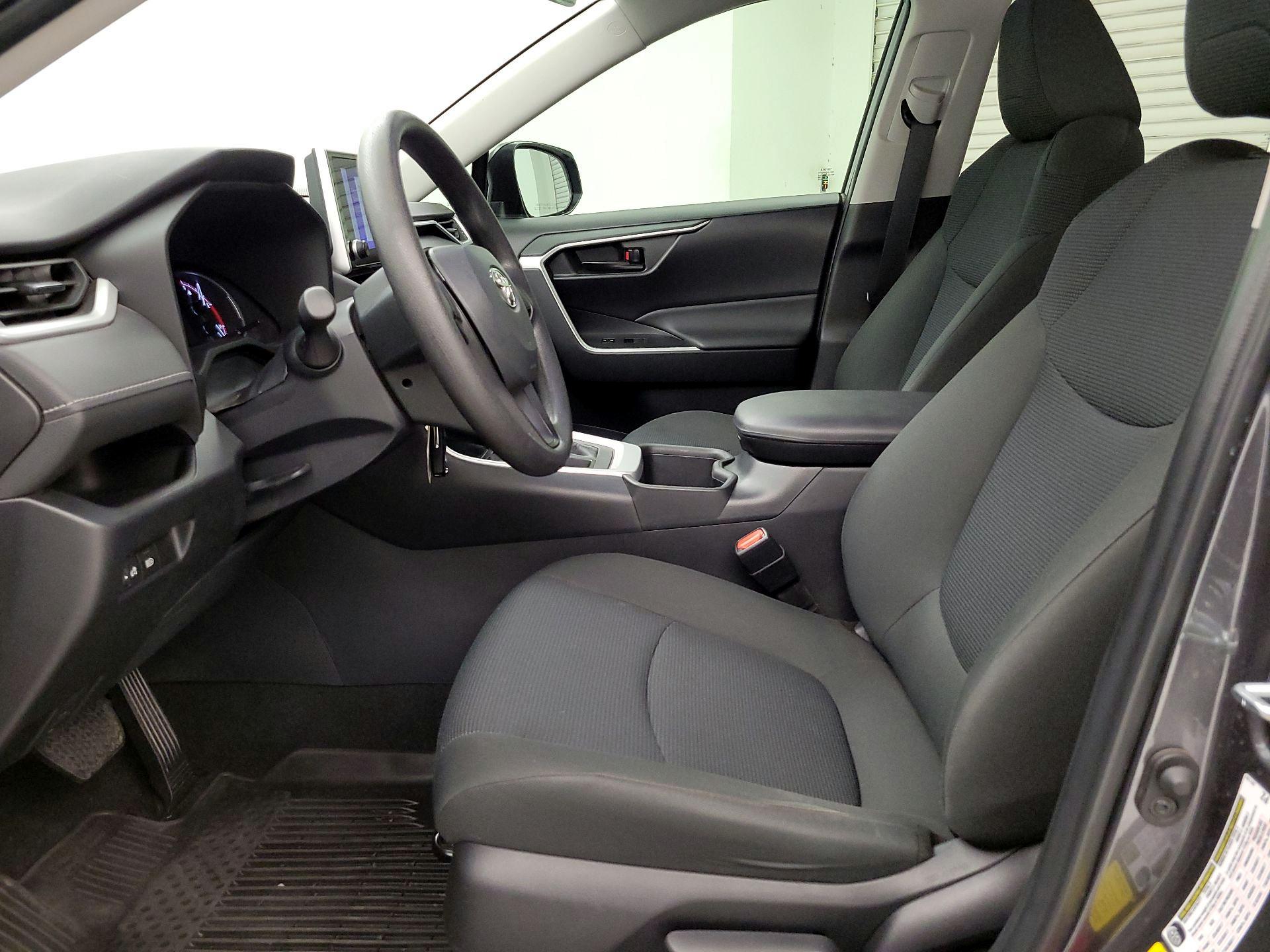 Thumbnail: 2023 Toyota RAV4 - 11