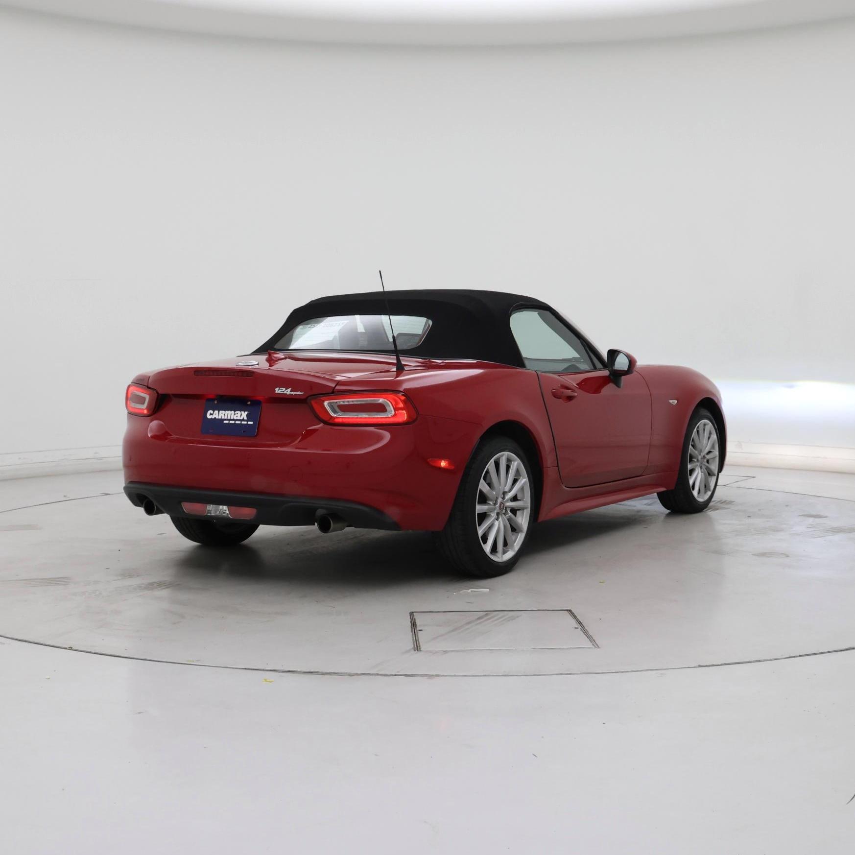 Thumbnail: 2017 Fiat 124 Spider - 8