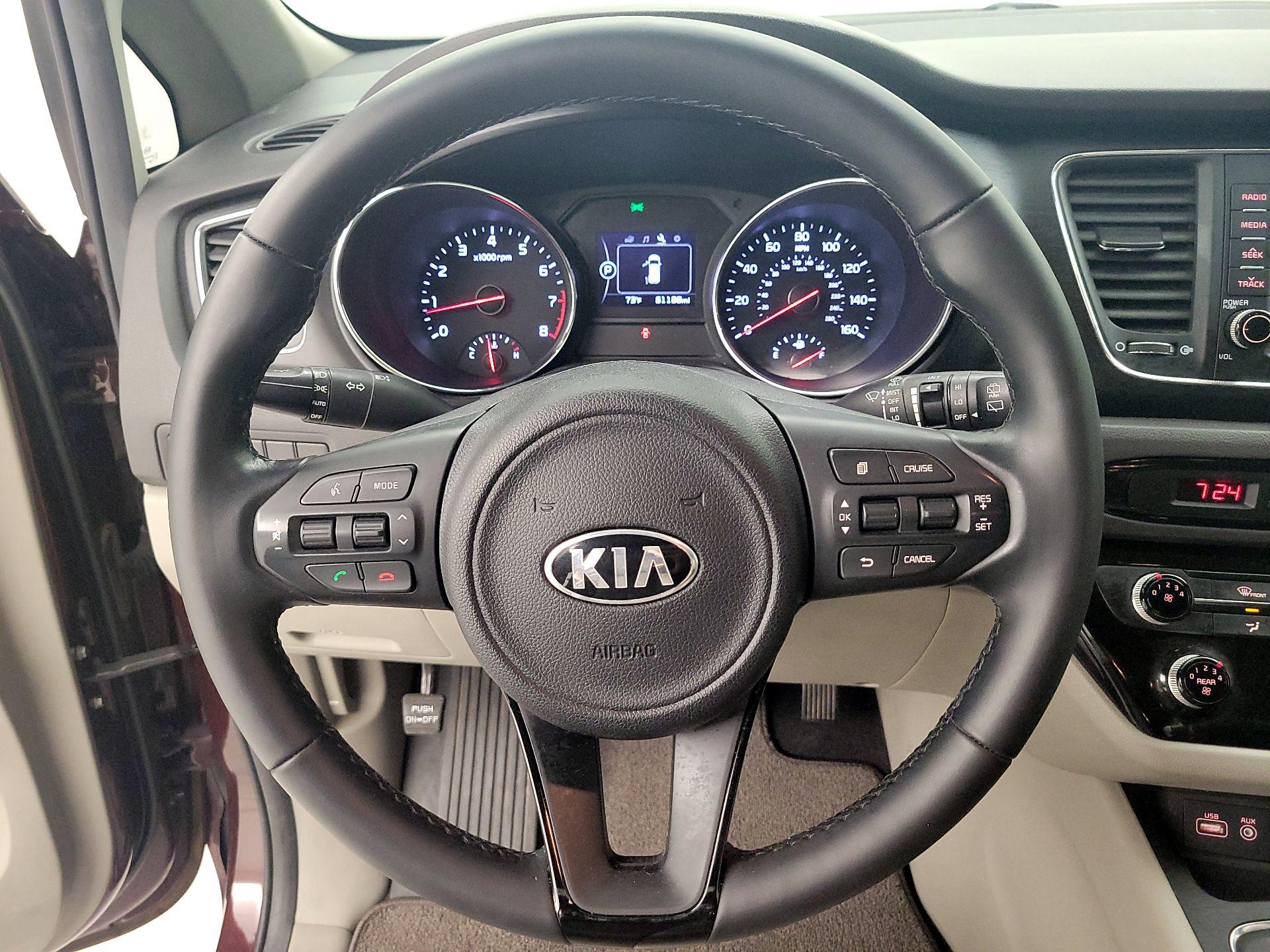 Thumbnail: 2017 Kia Sedona - 10