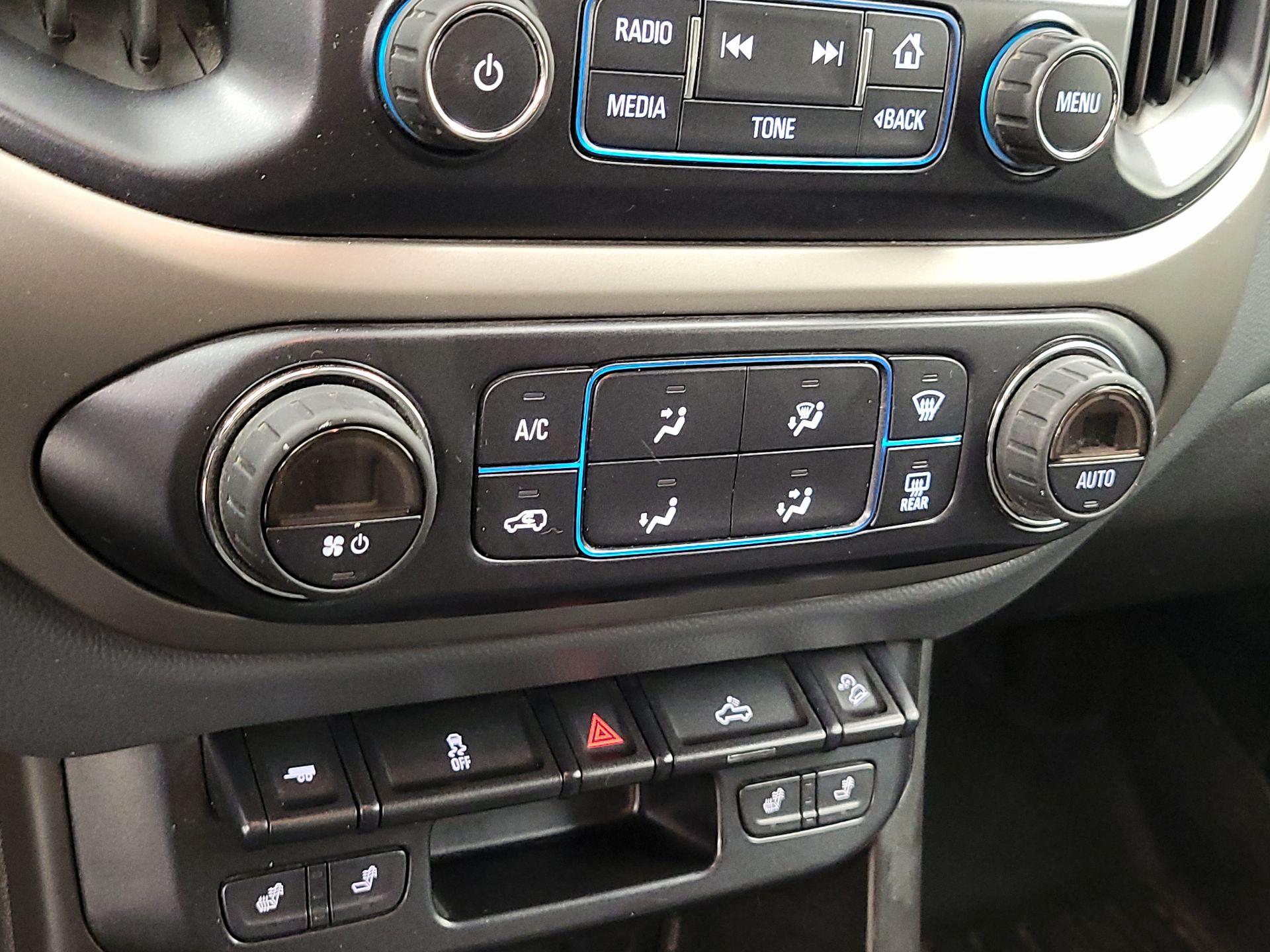 Thumbnail: 2016 Chevrolet Colorado - 17