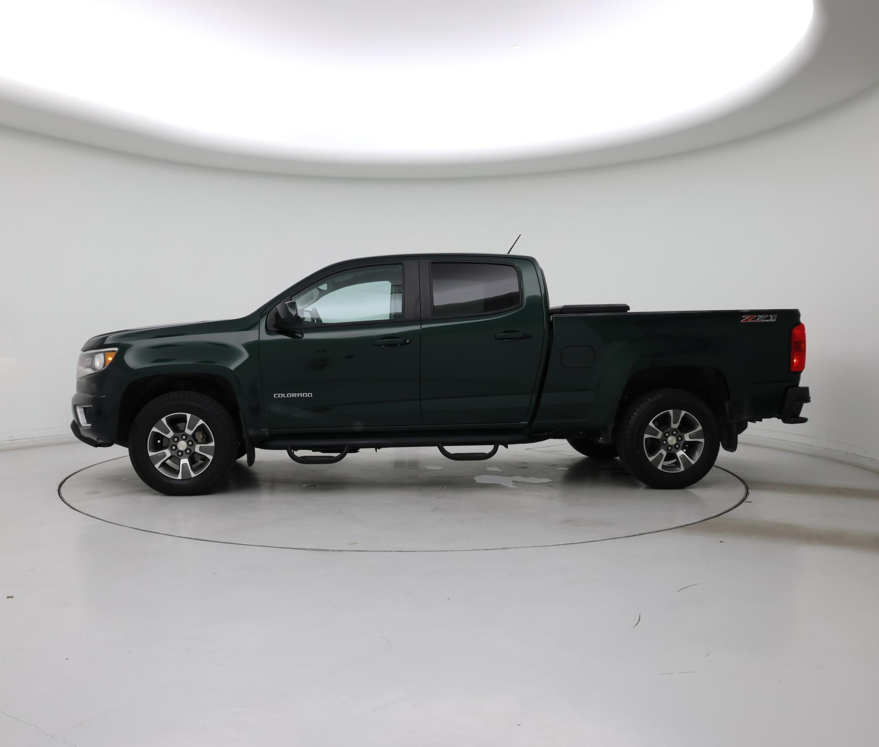 Thumbnail: 2016 Chevrolet Colorado - 3