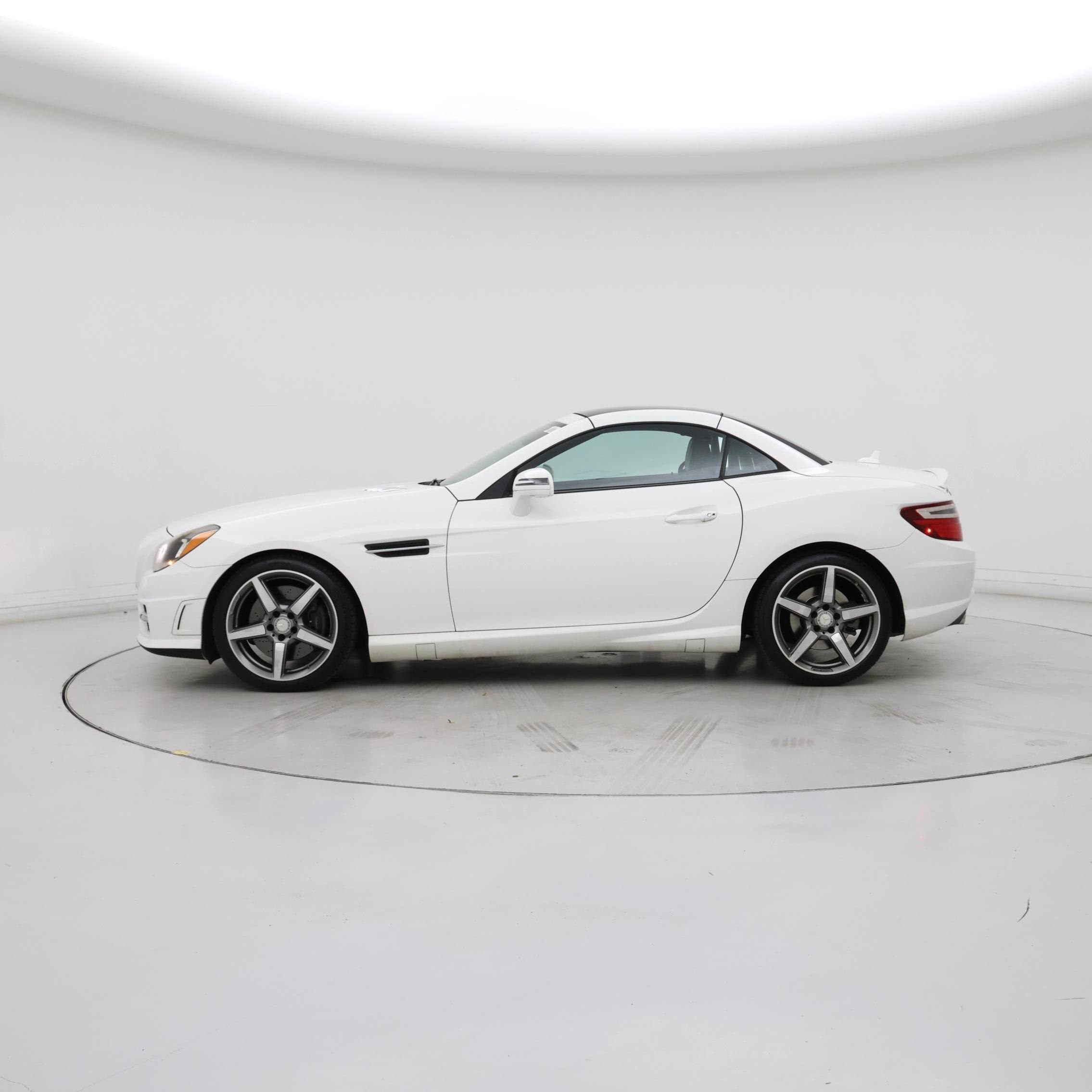 Thumbnail: 2015 Mercedes-Benz SLK - 3