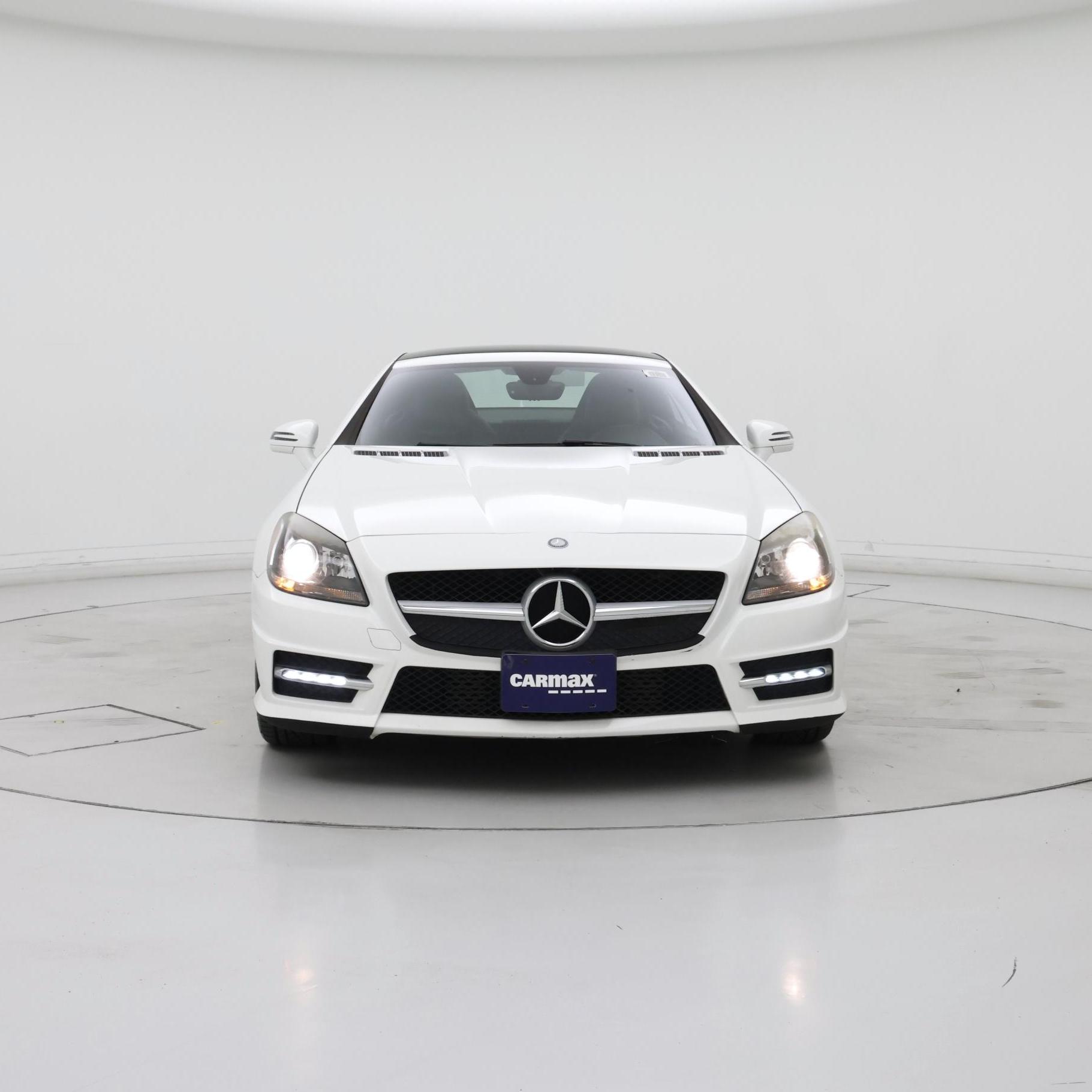 Thumbnail: 2015 Mercedes-Benz SLK - 5