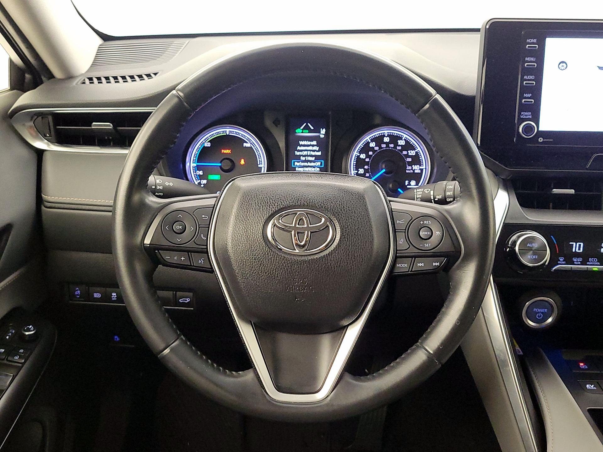 Thumbnail: 2021 Toyota Venza - 10