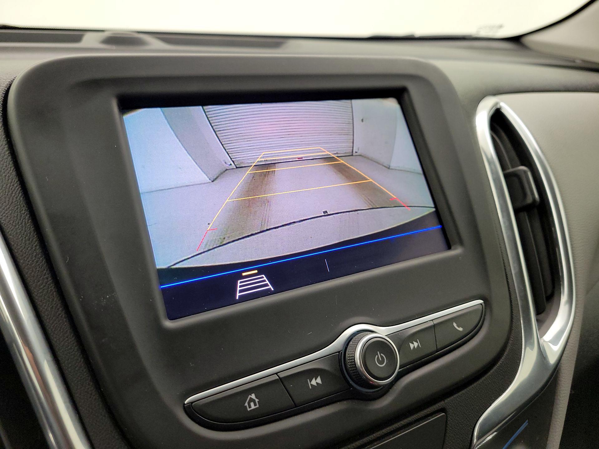 Thumbnail: 2020 Chevrolet Equinox - 14