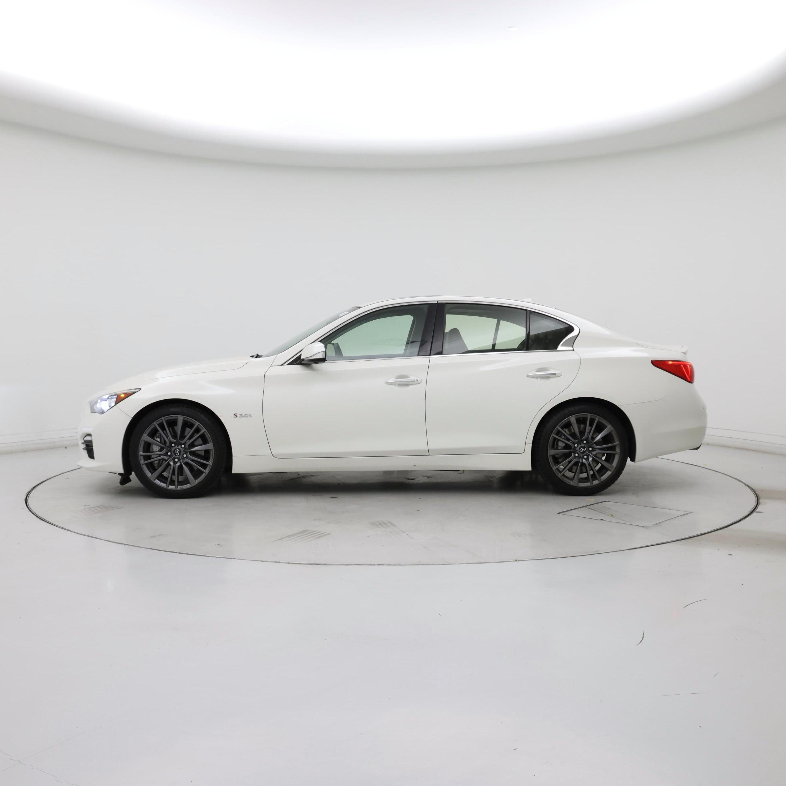 Thumbnail: 2016 INFINITI  - 3