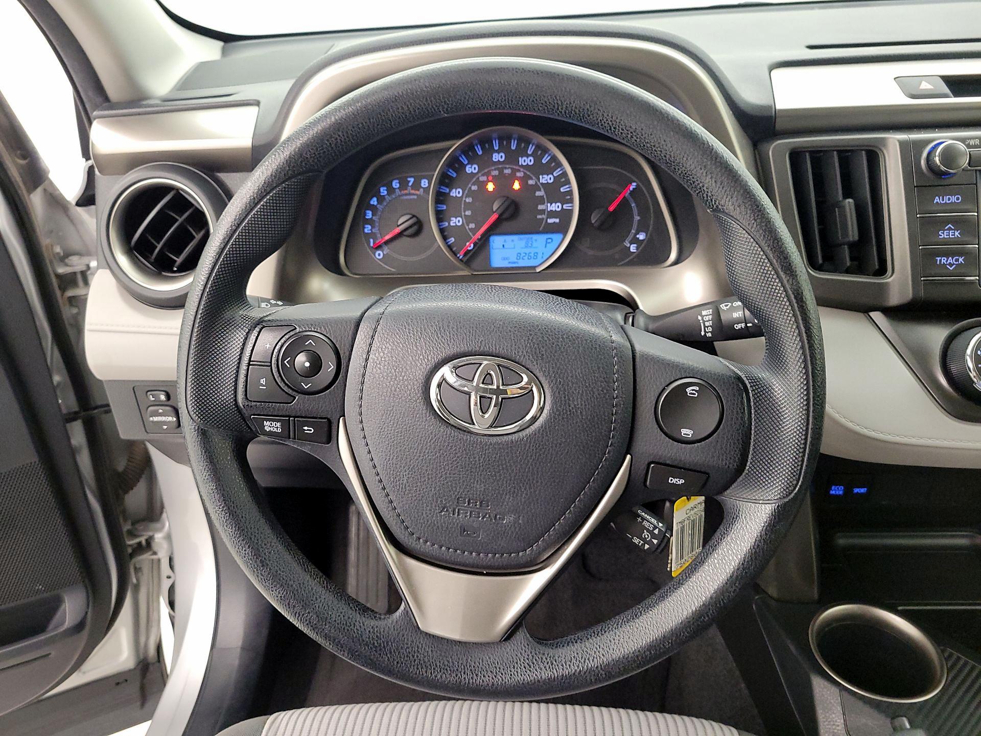 Thumbnail: 2013 Toyota RAV4 - 10