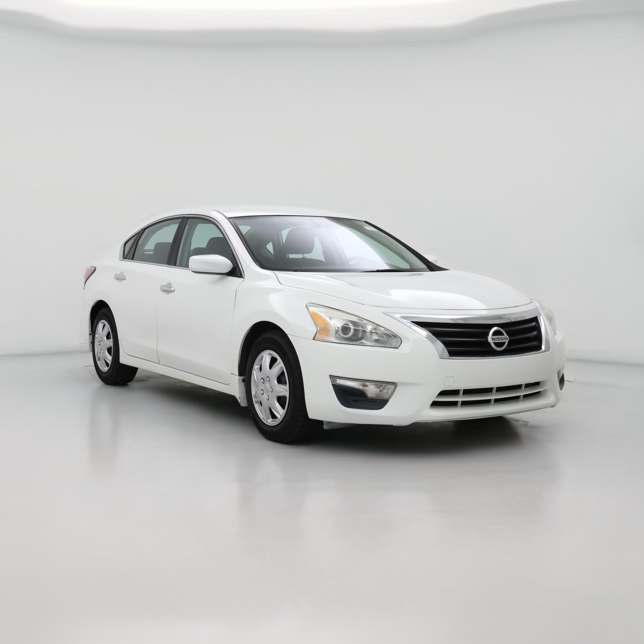 Thumbnail: 2015 Nissan Altima - 1