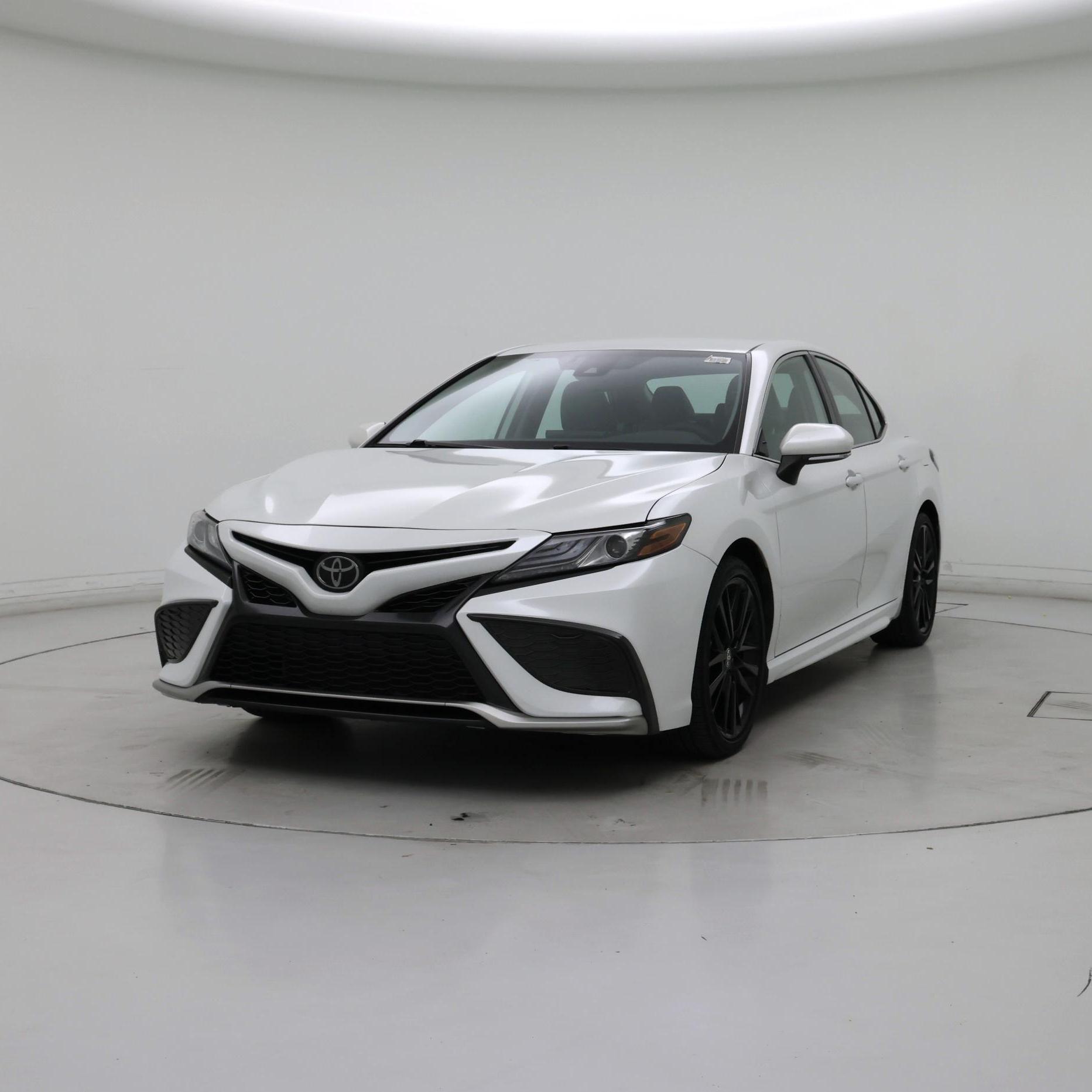 Thumbnail: 2021 Toyota Camry - 4