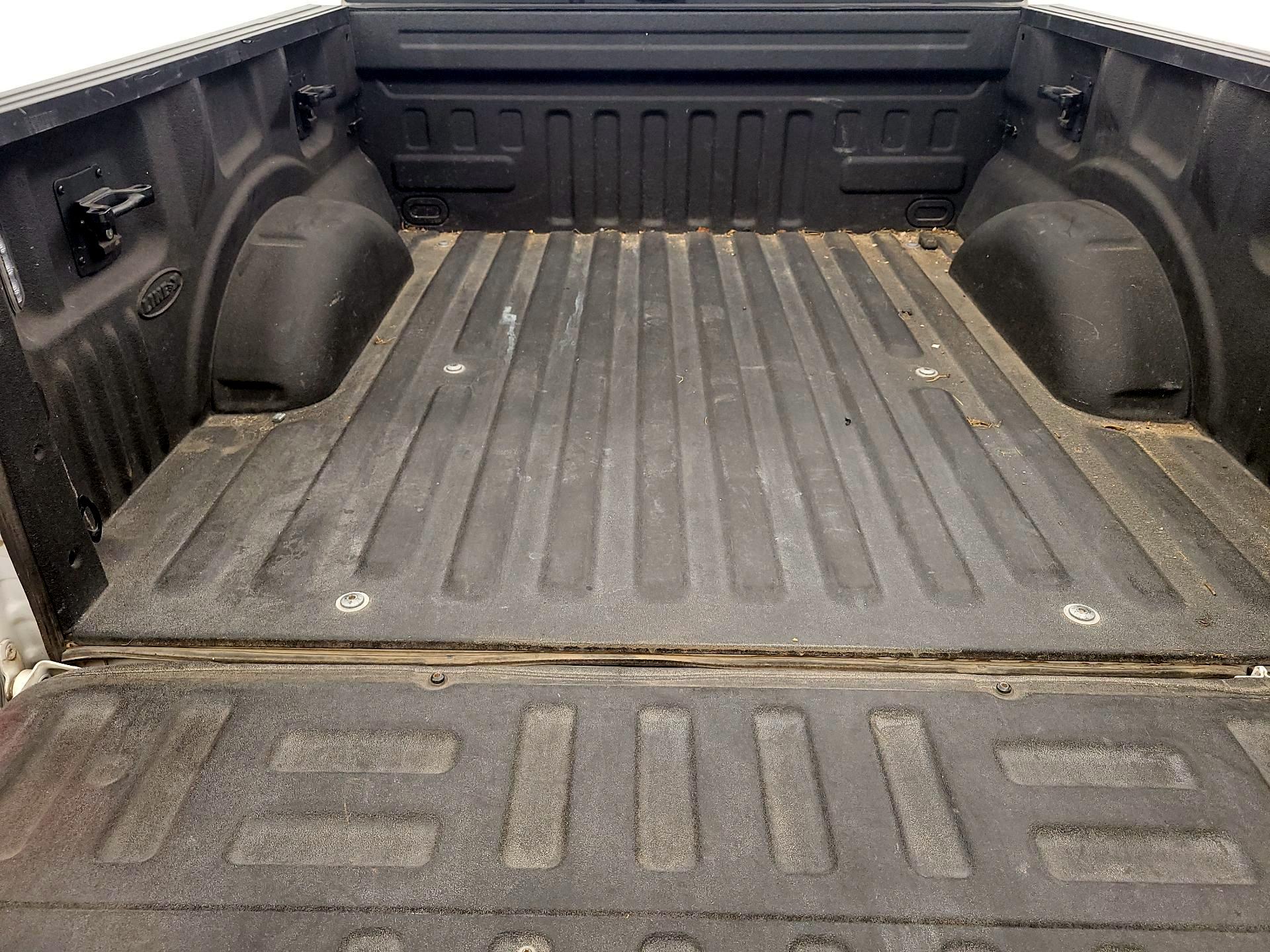 Thumbnail: 2019 Ford F-150 - 16