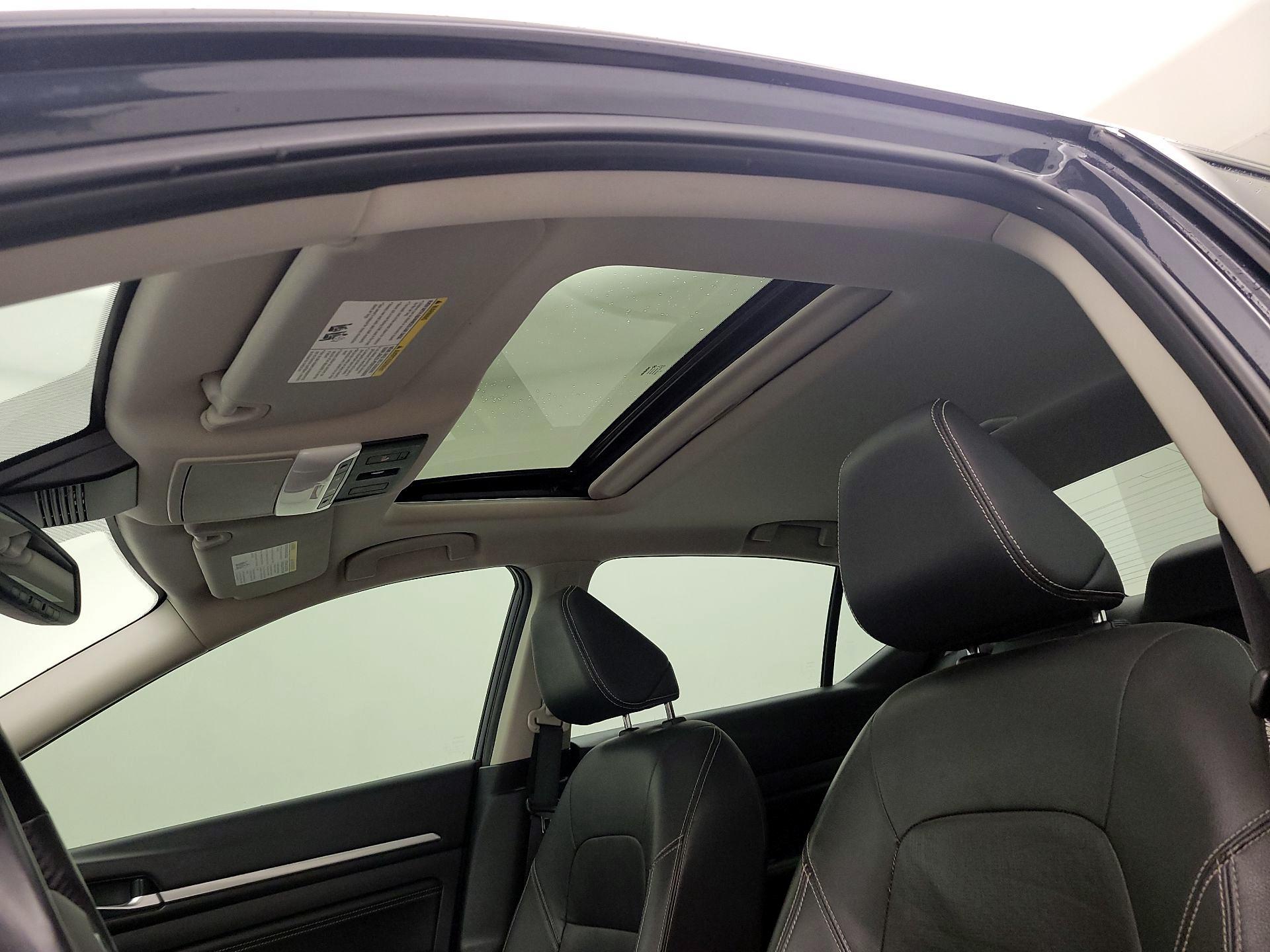Thumbnail: 2019 Nissan Altima - 20