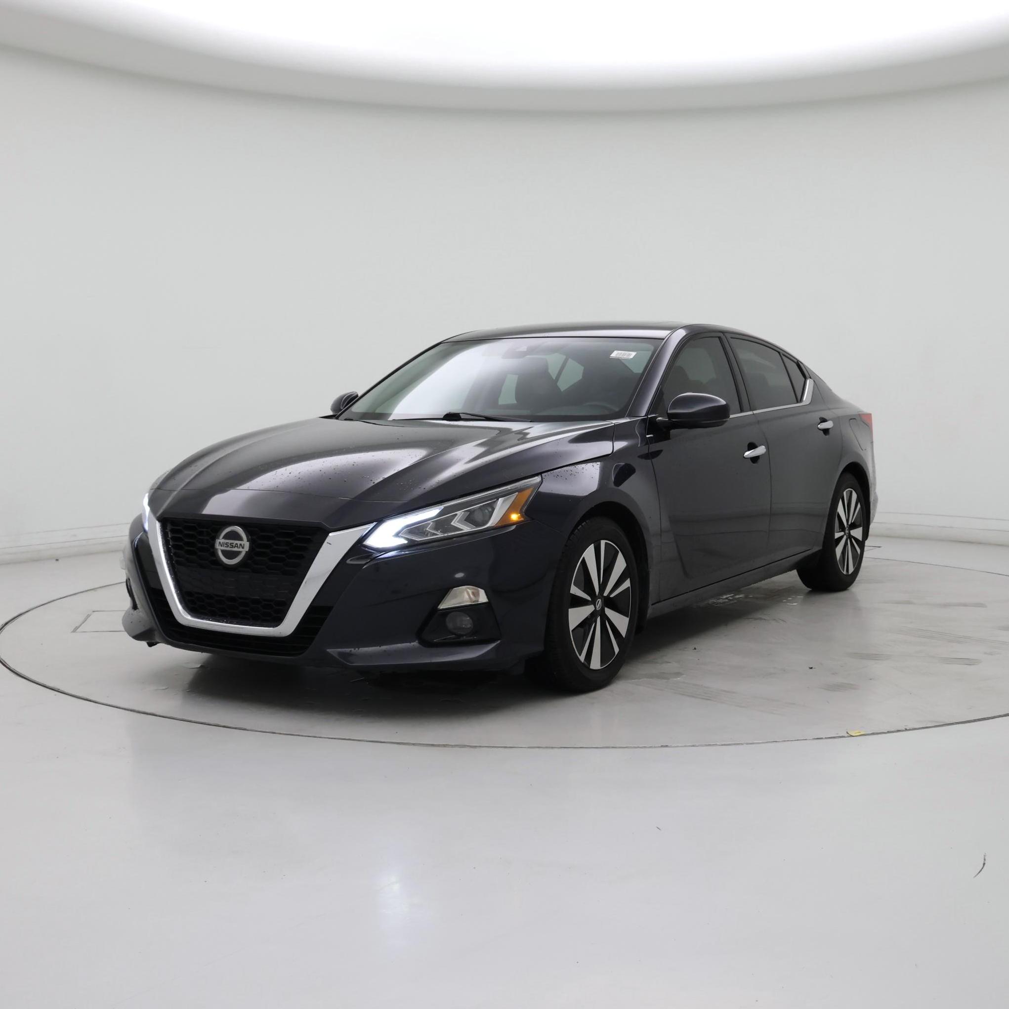 Thumbnail: 2019 Nissan Altima - 4
