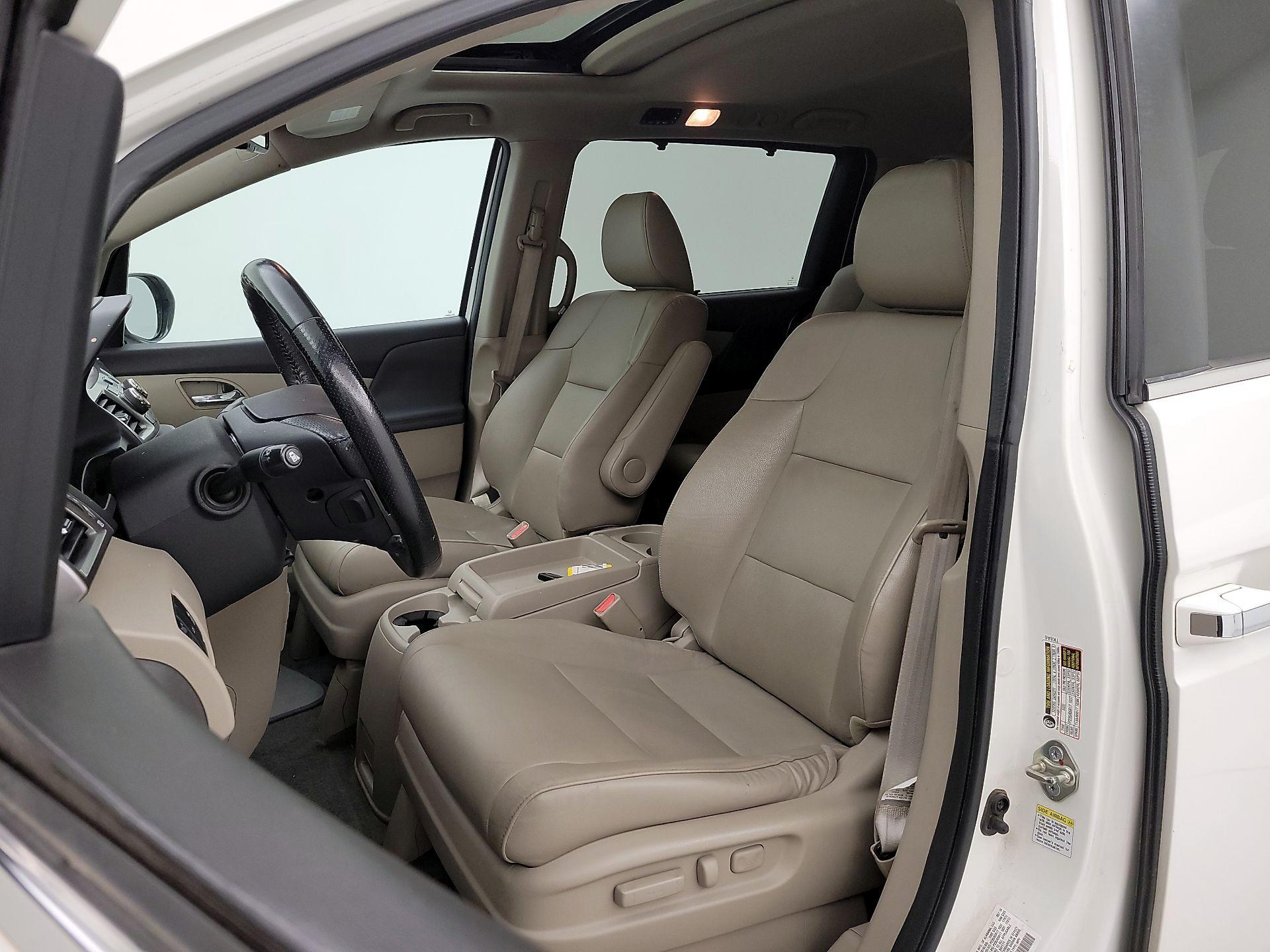 Thumbnail: 2016 Honda Odyssey - 11