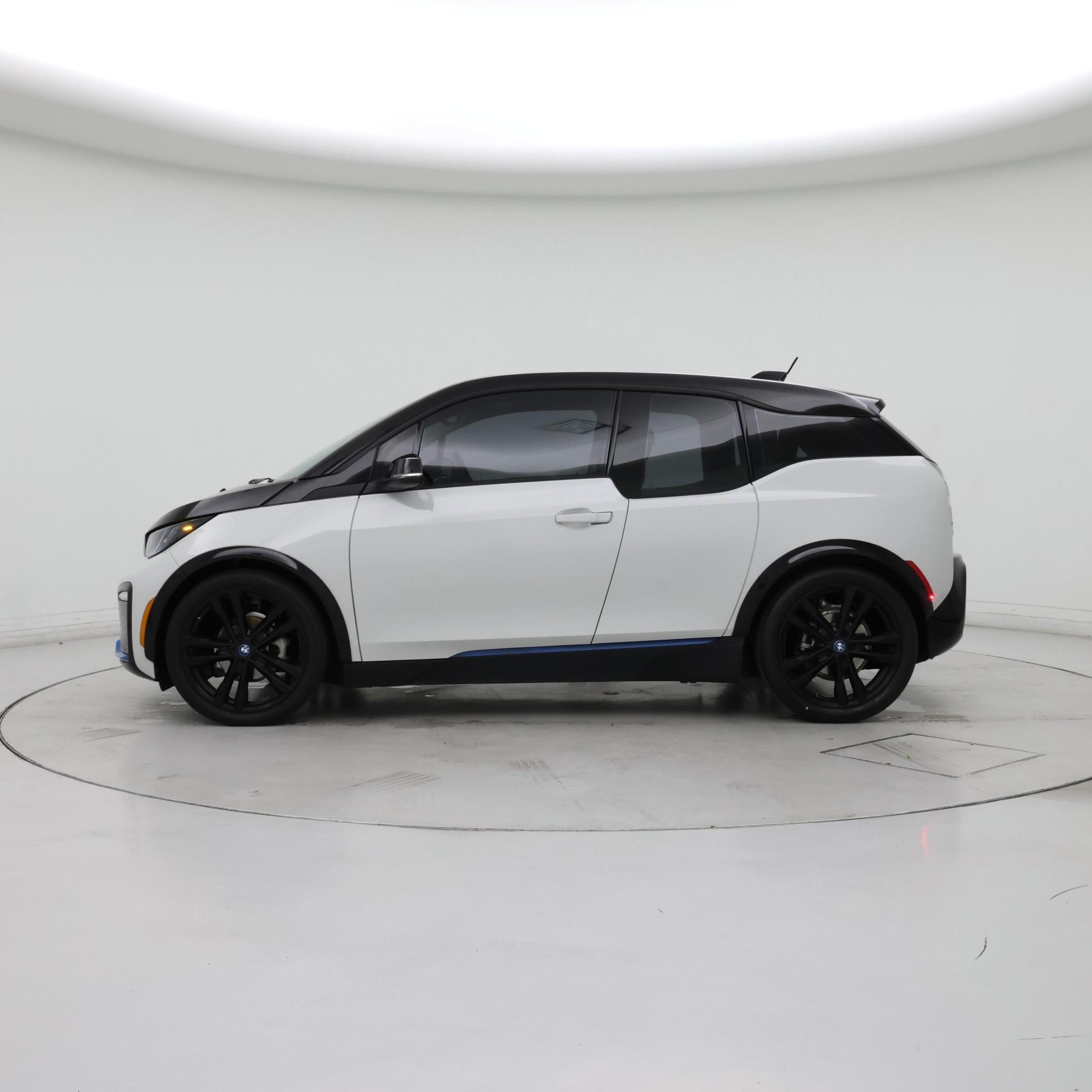 Thumbnail: 2018 BMW i3 - 3