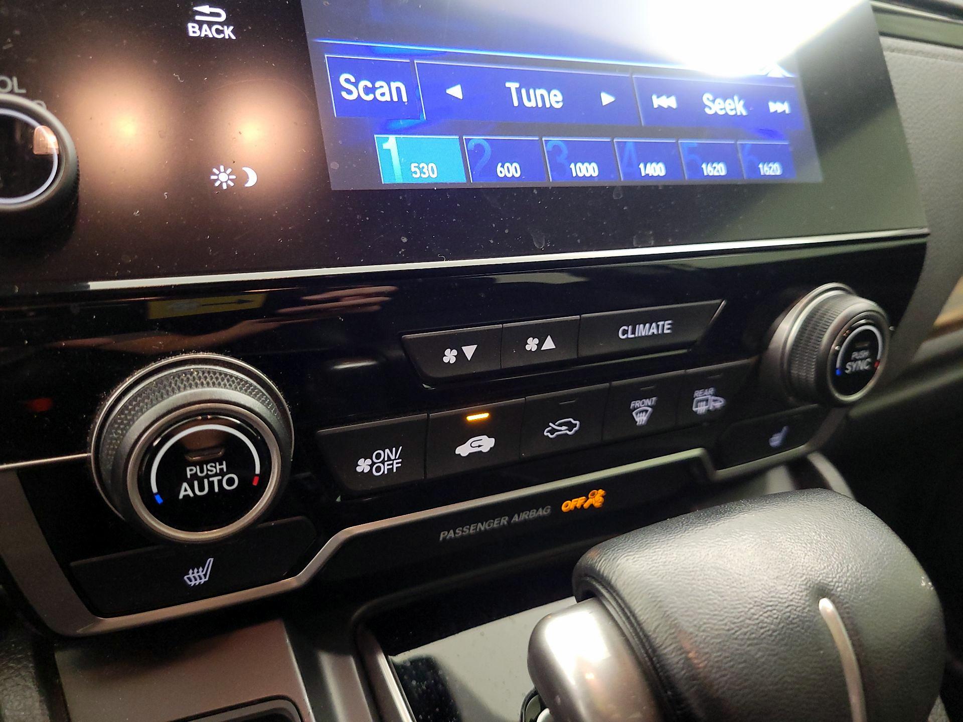 Thumbnail: 2019 Honda CR-V - 16