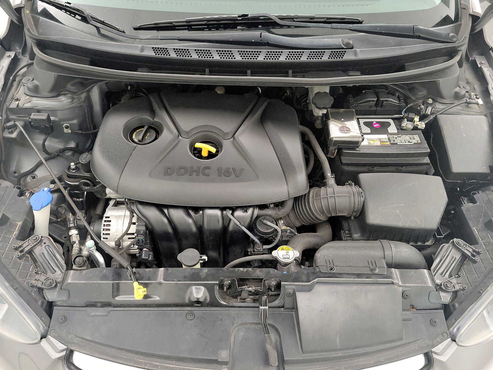 Thumbnail: 2013 Hyundai Elantra - 20
