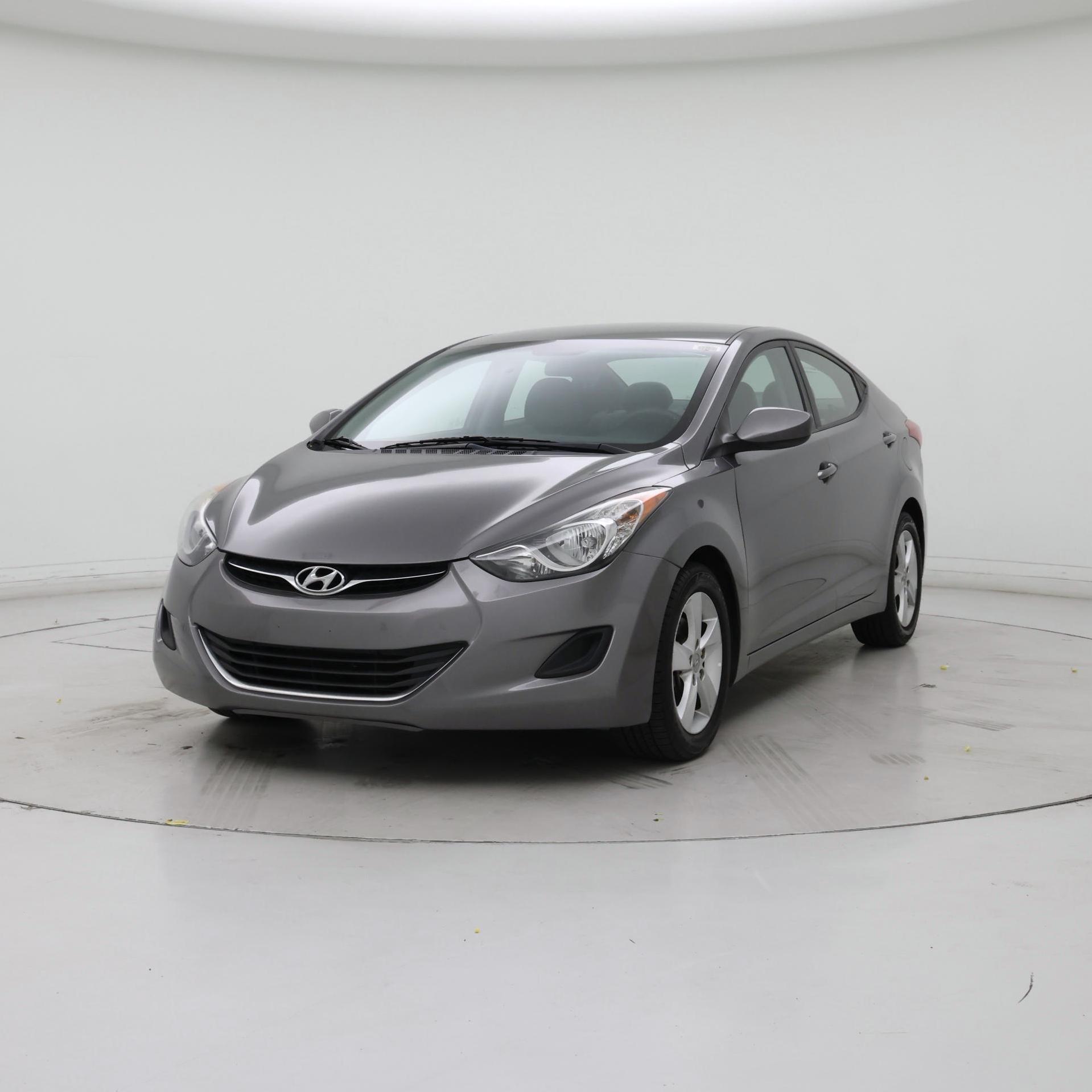 Thumbnail: 2013 Hyundai Elantra - 4