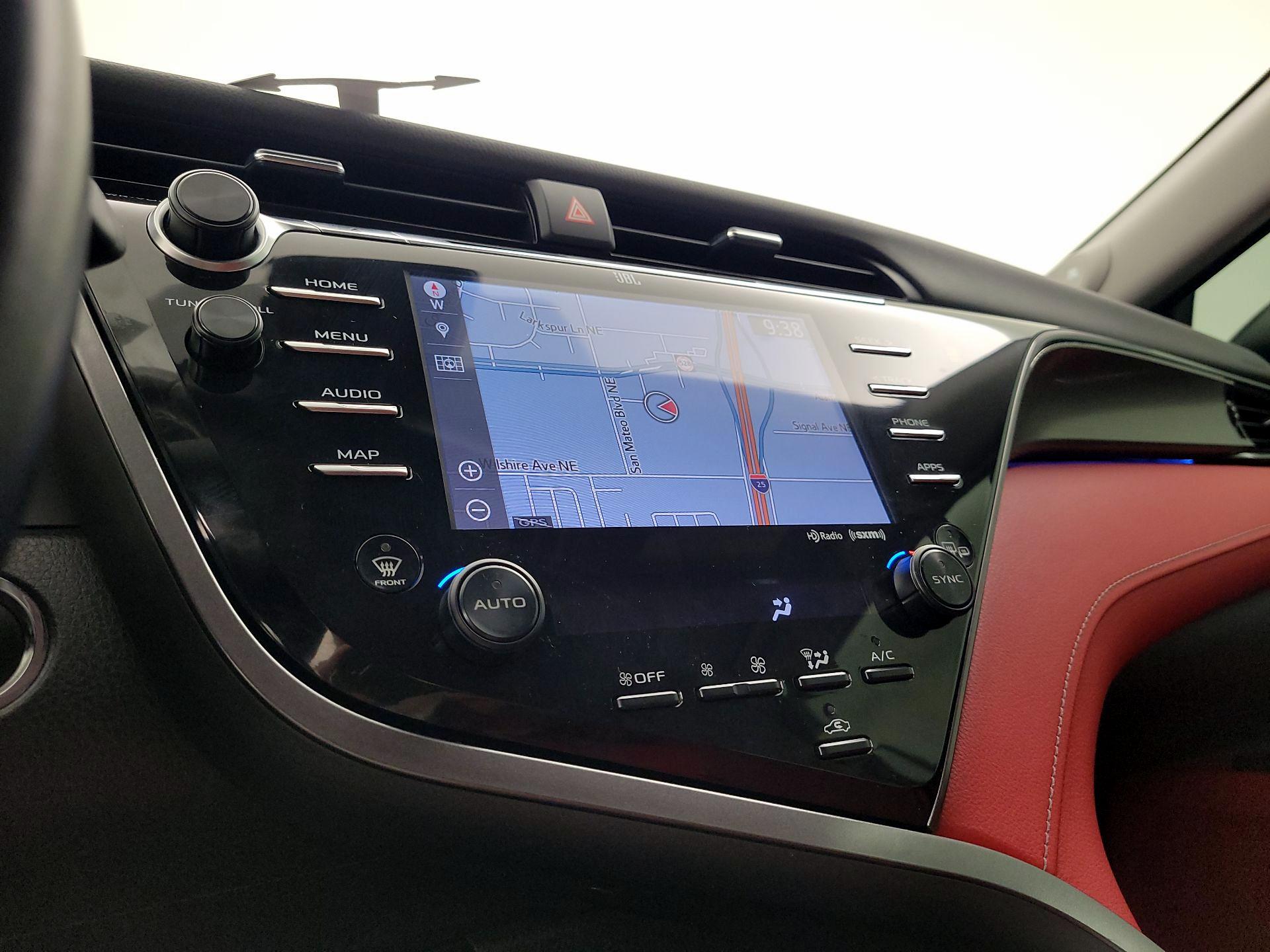 Thumbnail: 2019 Toyota Camry - 14