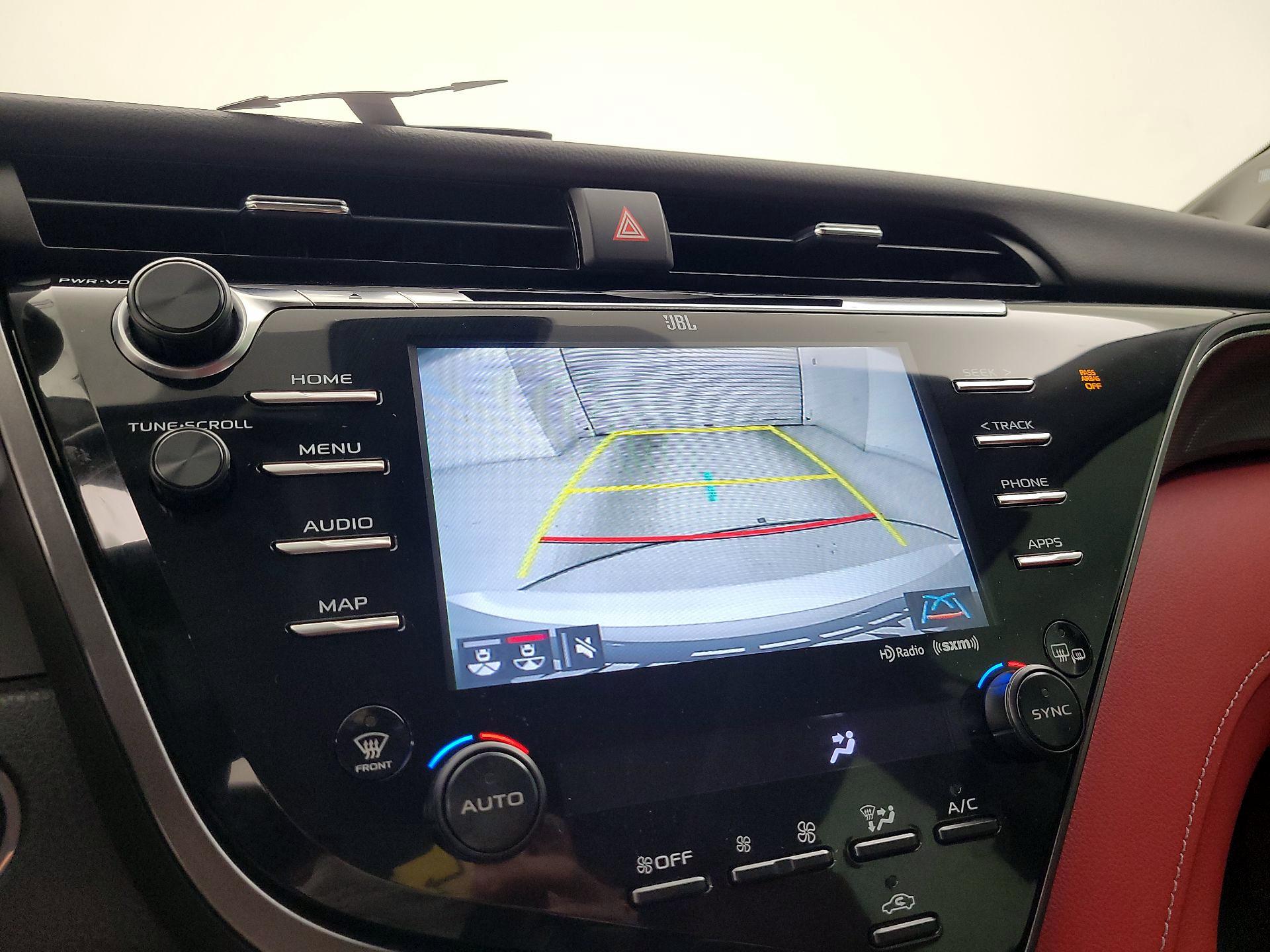 Thumbnail: 2019 Toyota Camry - 15