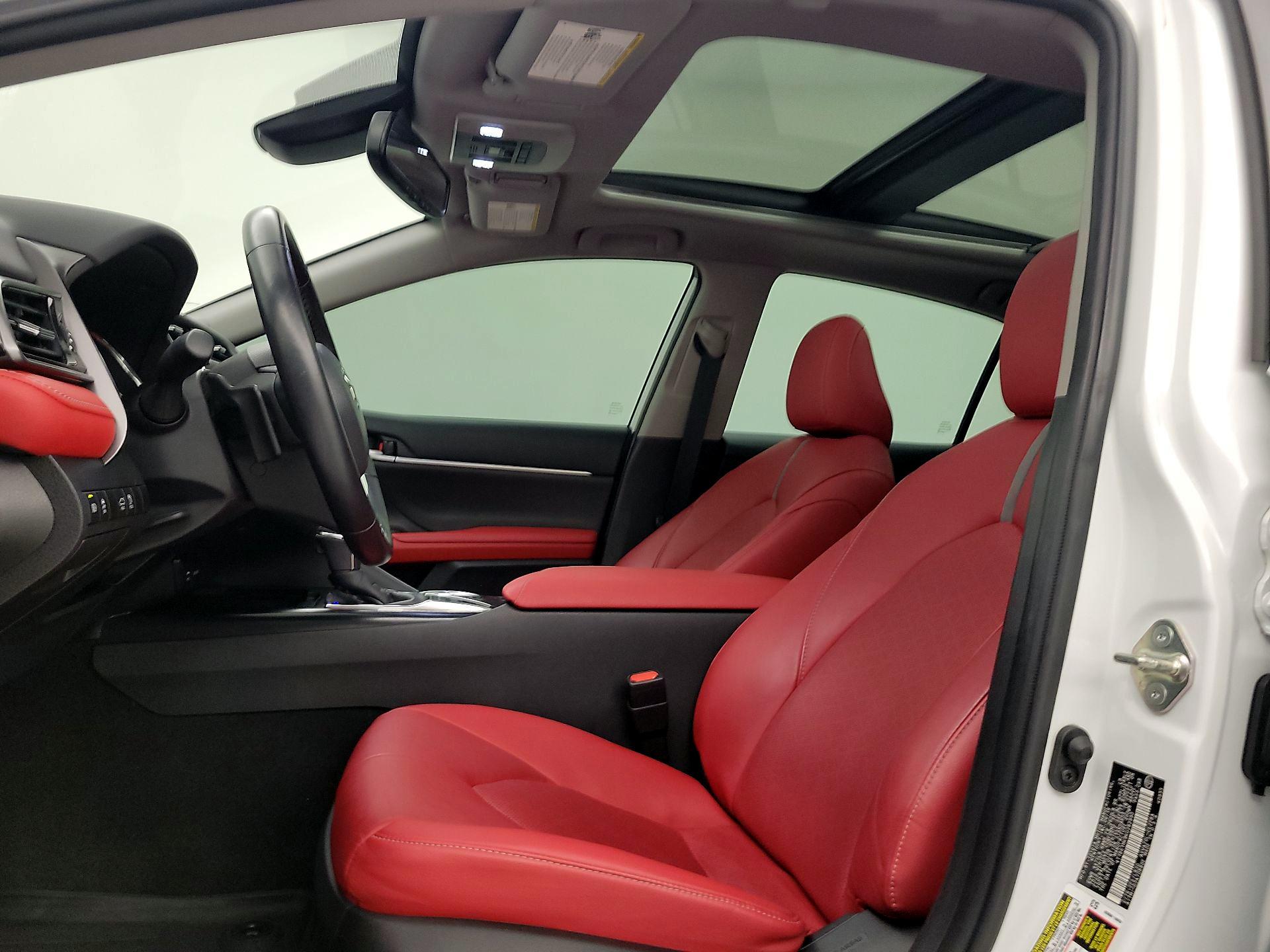 Thumbnail: 2019 Toyota Camry - 20