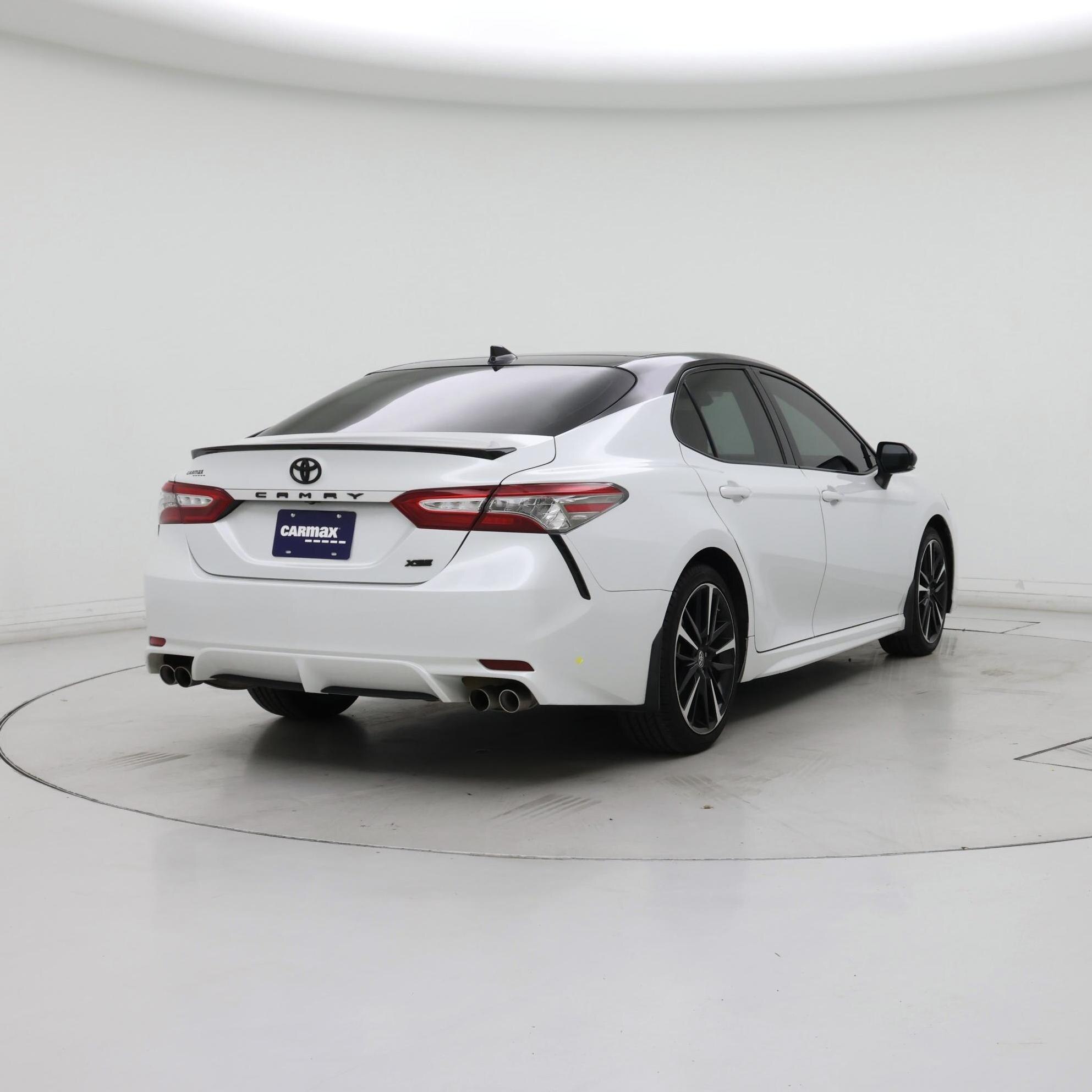 Thumbnail: 2019 Toyota Camry - 8