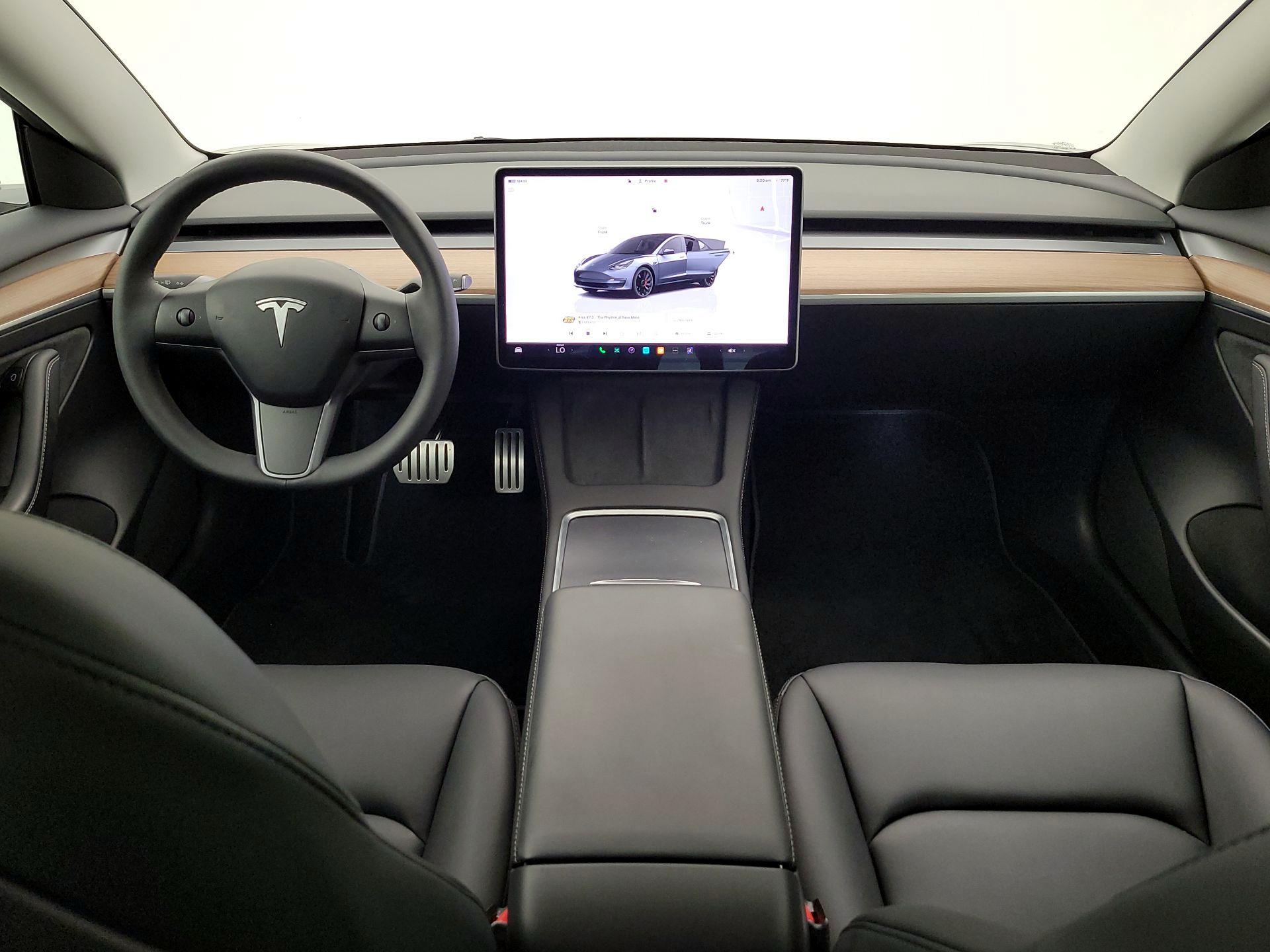 Thumbnail: 2023 Tesla Model 3 - 9