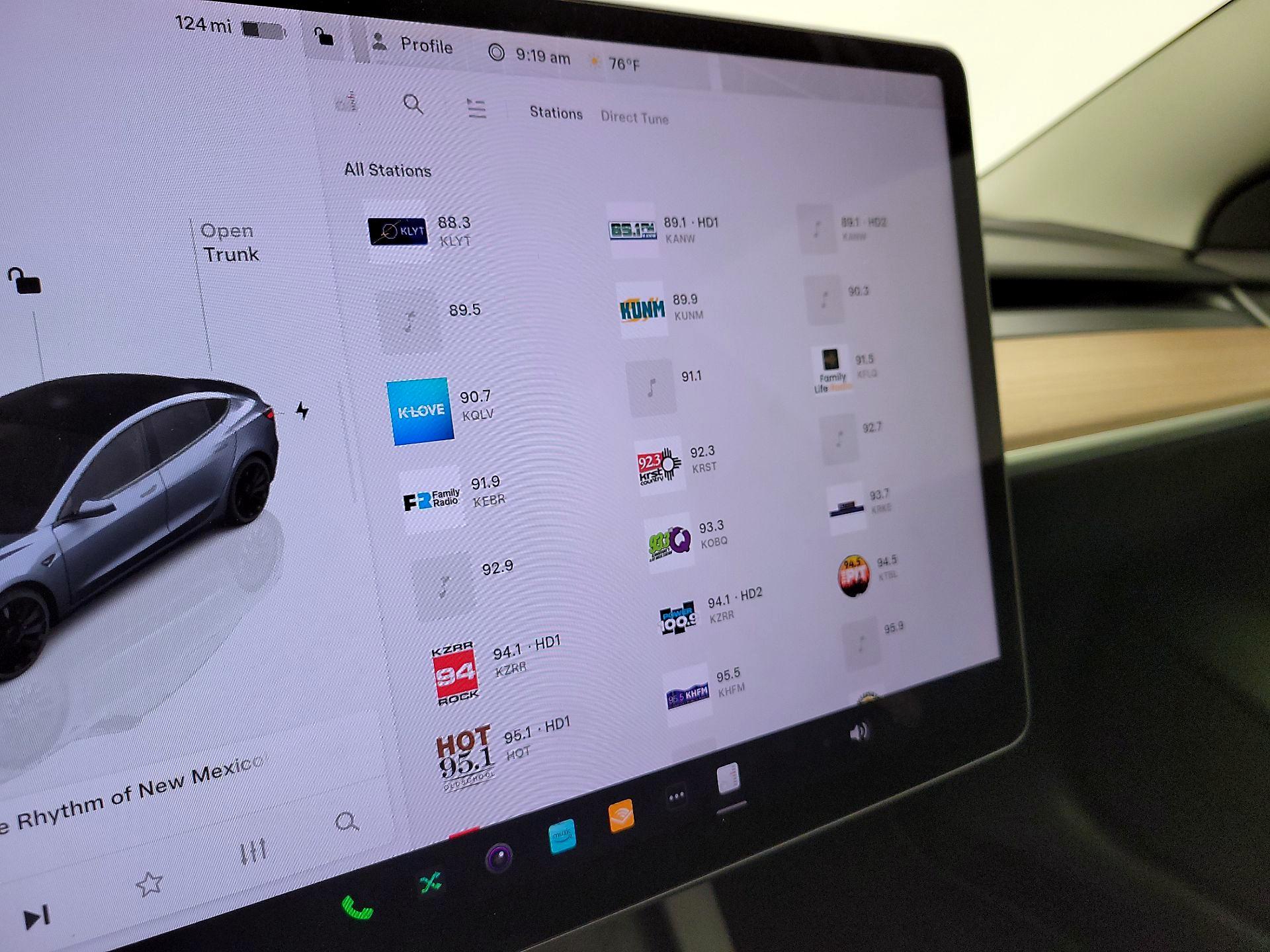 Thumbnail: 2023 Tesla Model 3 - 15