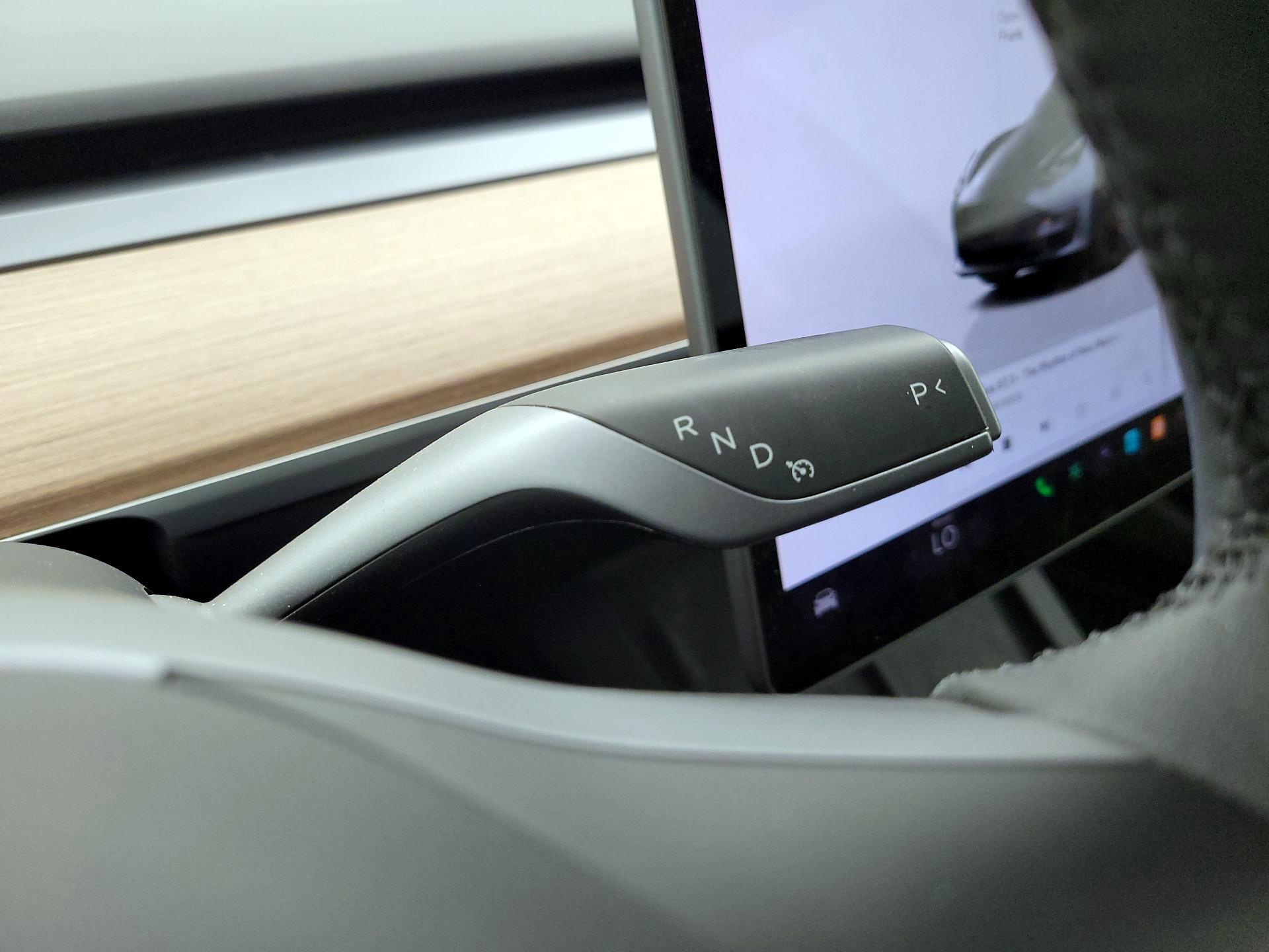 Thumbnail: 2023 Tesla Model 3 - 17
