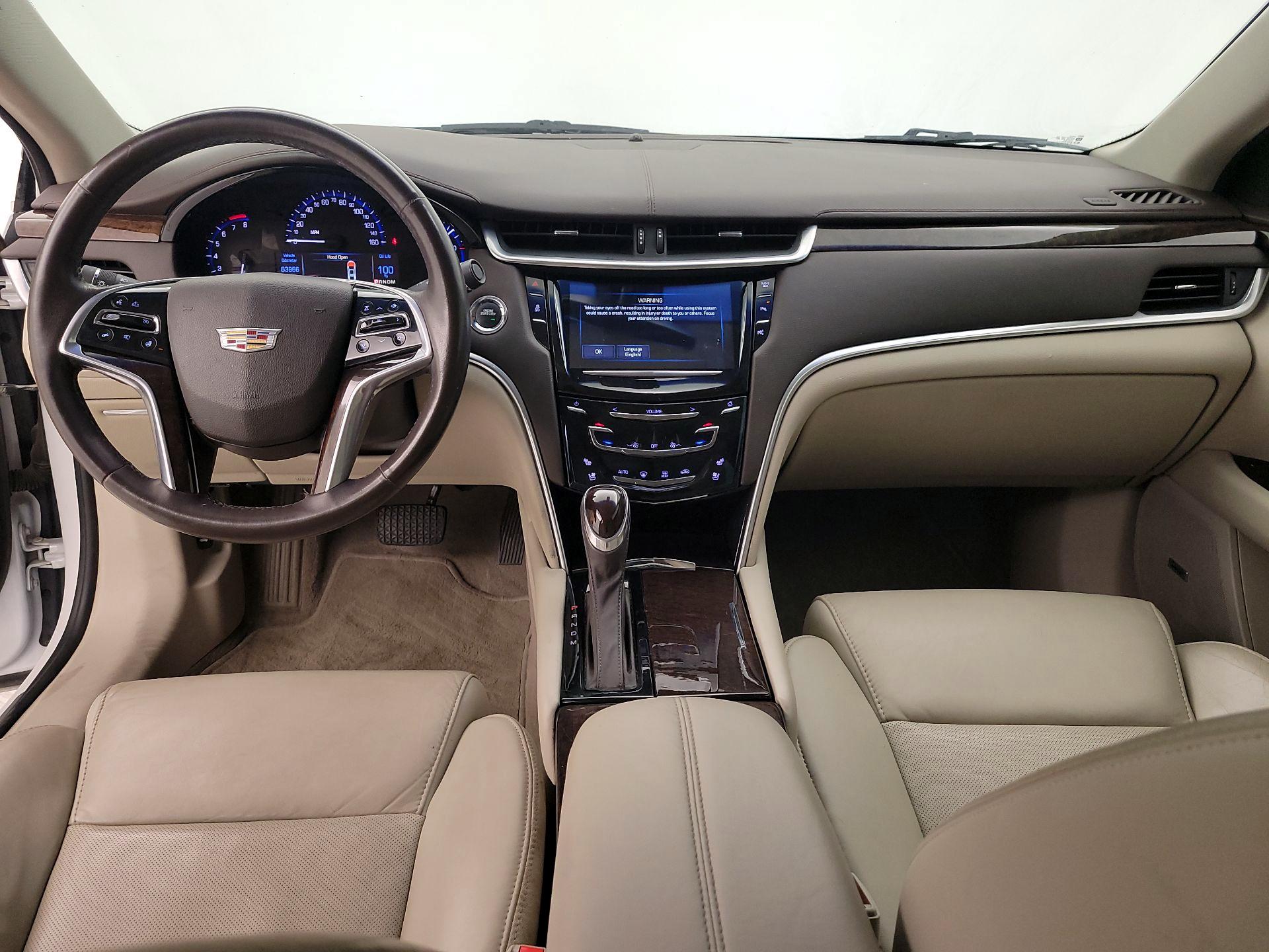 Thumbnail: 2016 Cadillac XTS - 9