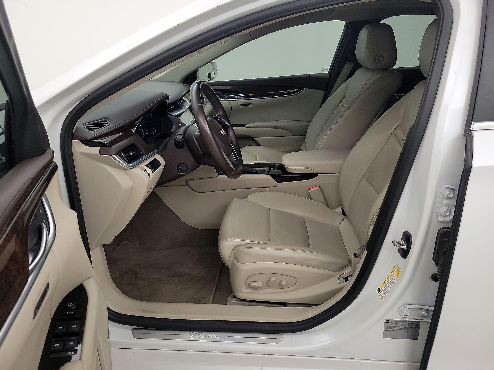Thumbnail: 2016 Cadillac XTS - 11