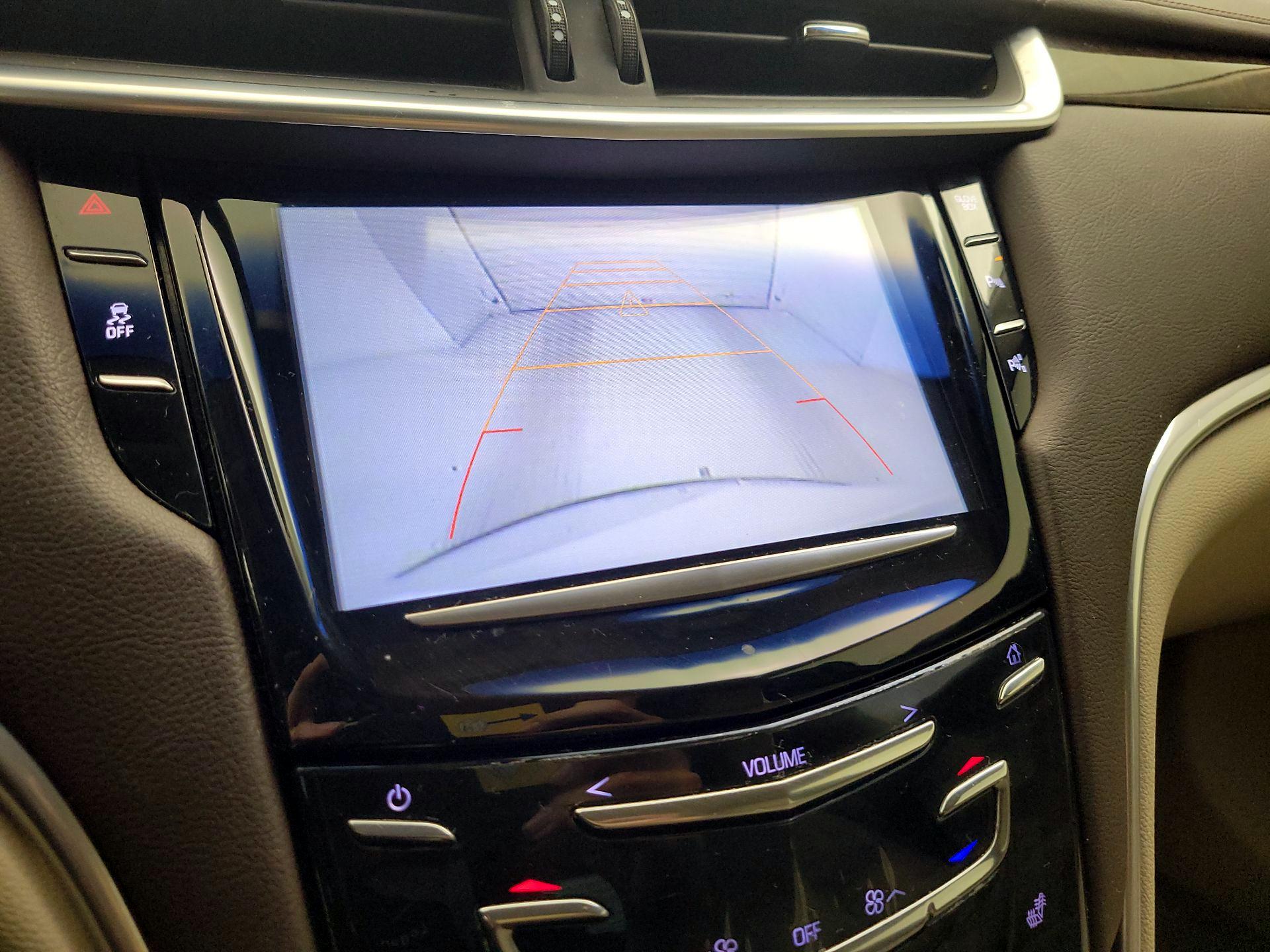 Thumbnail: 2016 Cadillac XTS - 14